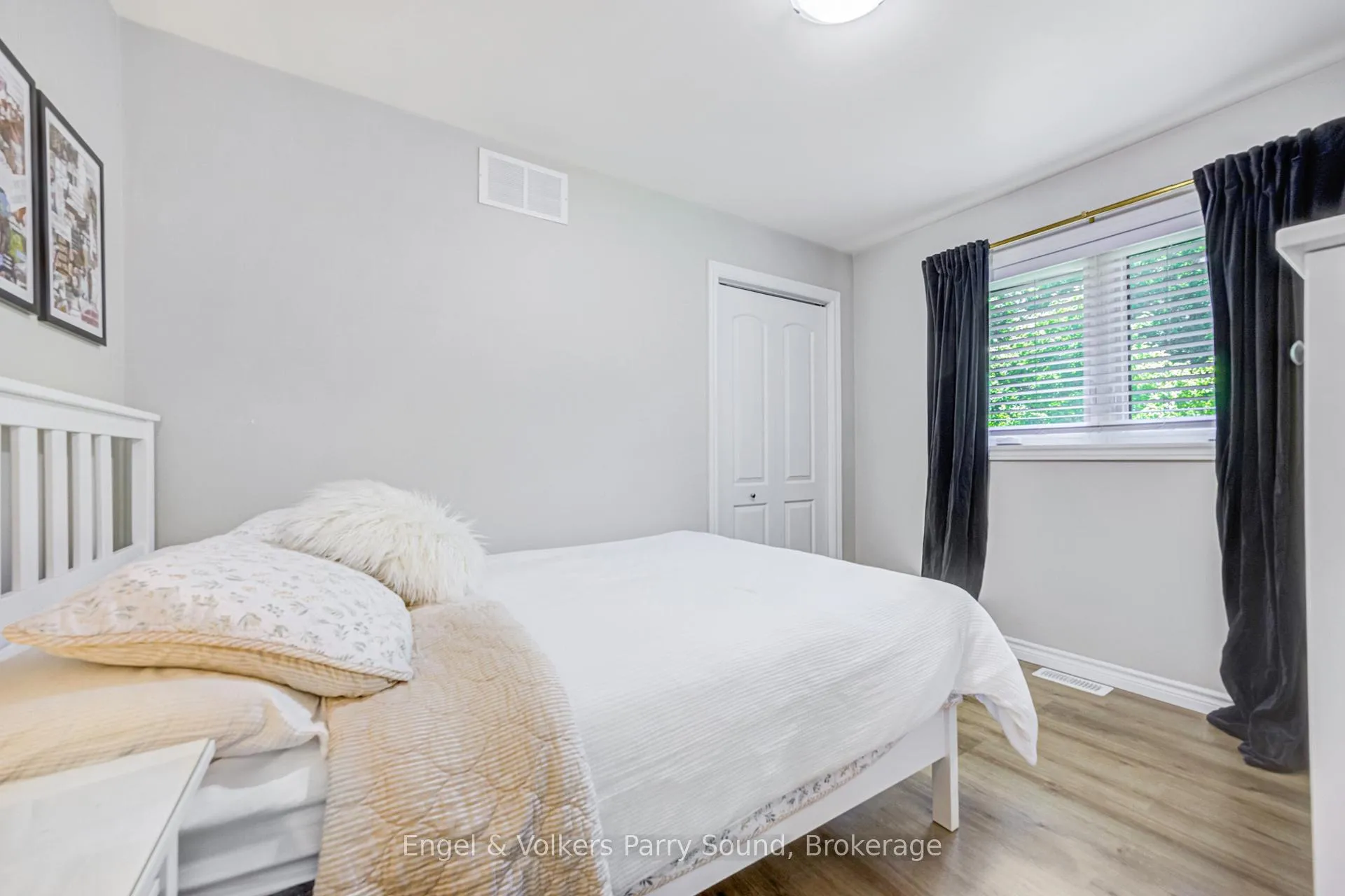 Photo 18 of 6 Lawrence Street, Parry Sound — HOMEH