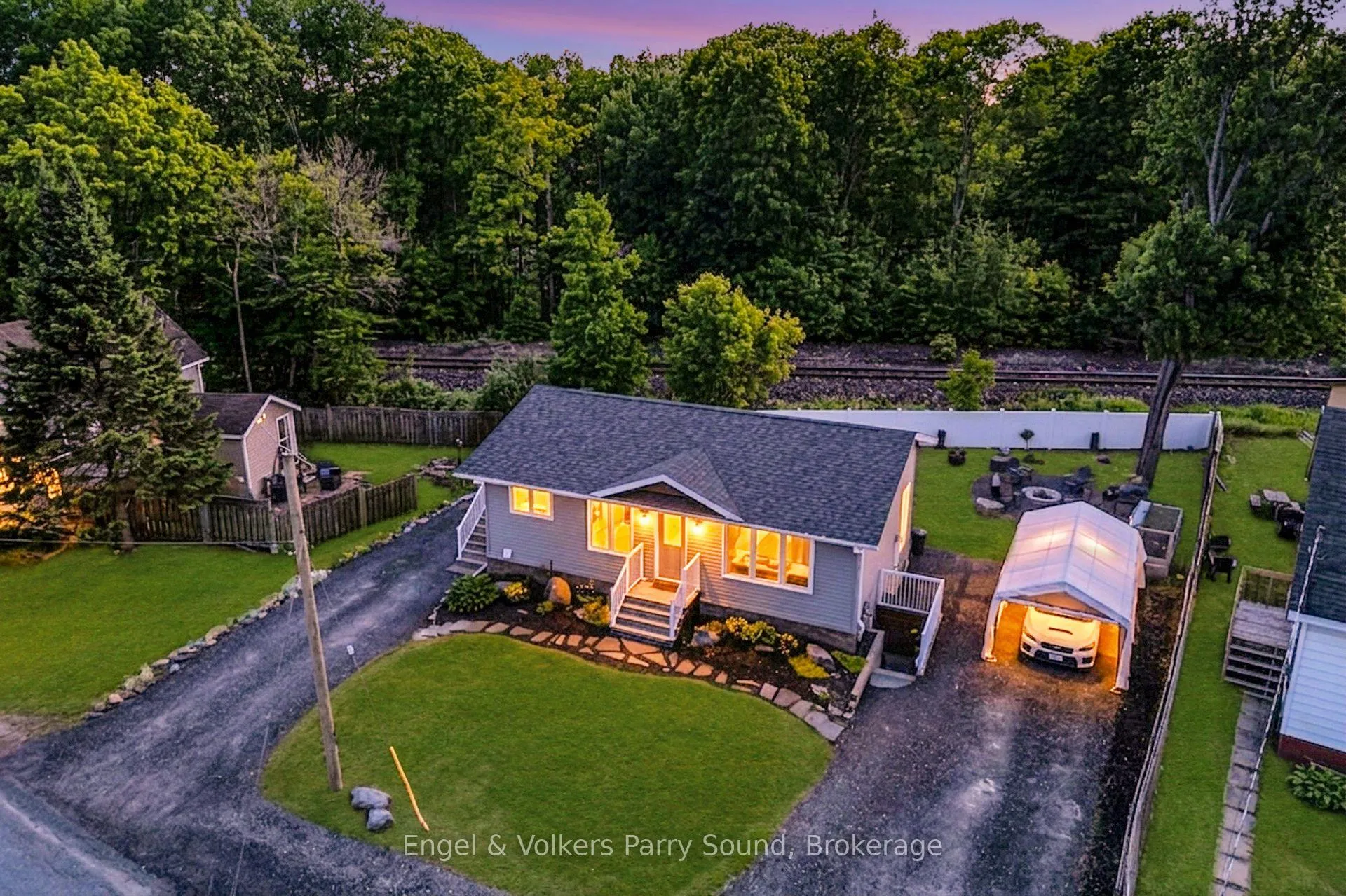 Photo 47 of 6 Lawrence Street, Parry Sound — HOMEH