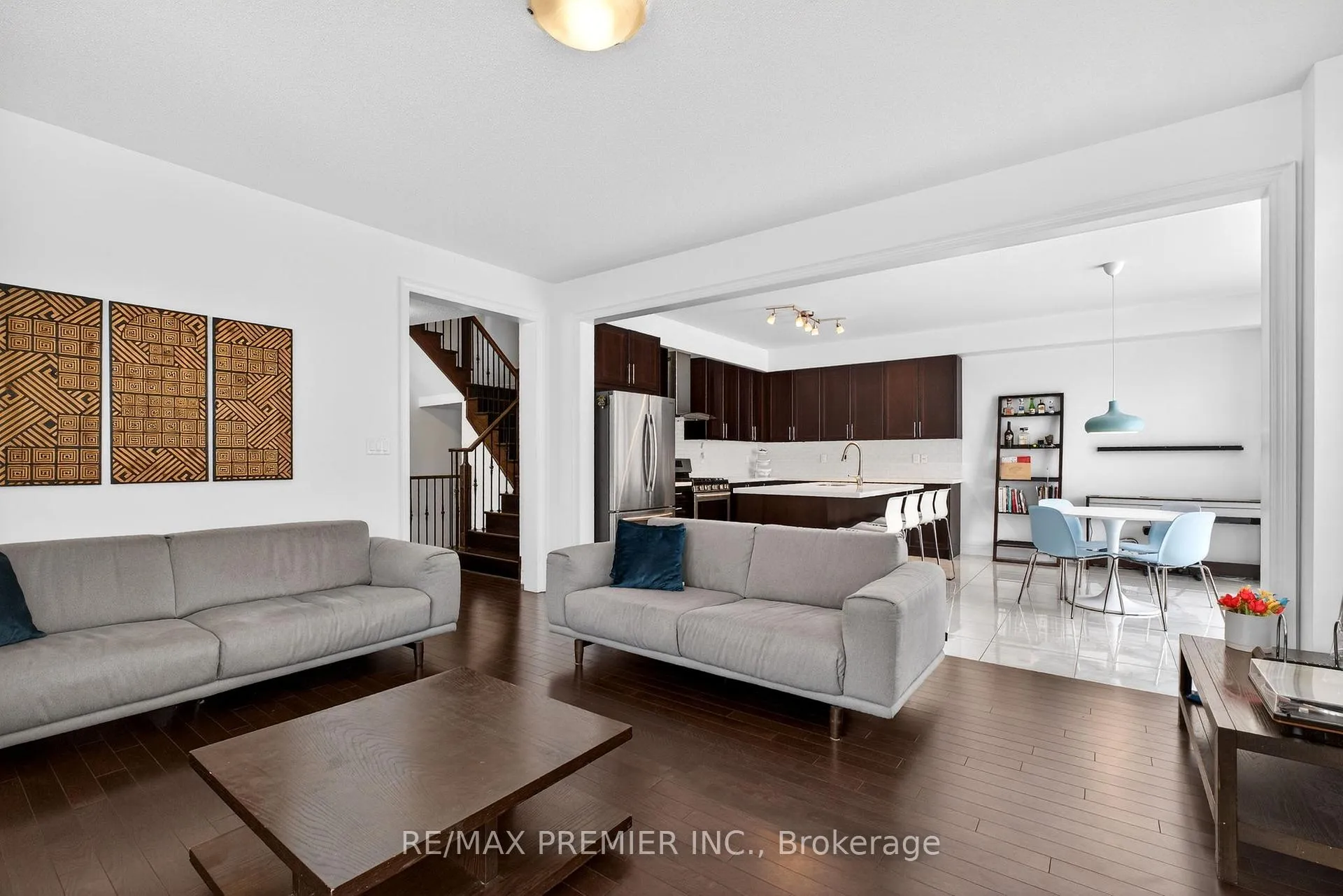 Photo 16 of 66 Red Tree Drive, Vaughan, Kleinburg — HOMEH