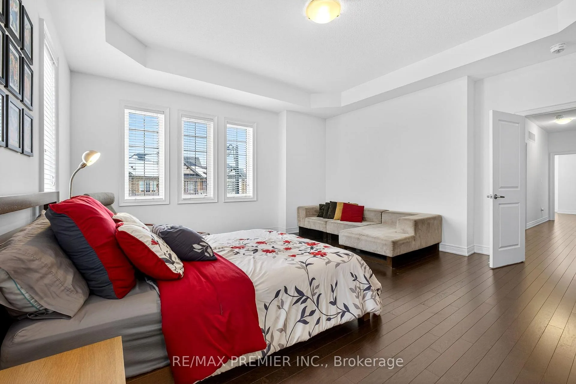 Photo 21 of 66 Red Tree Drive, Vaughan, Kleinburg — HOMEH