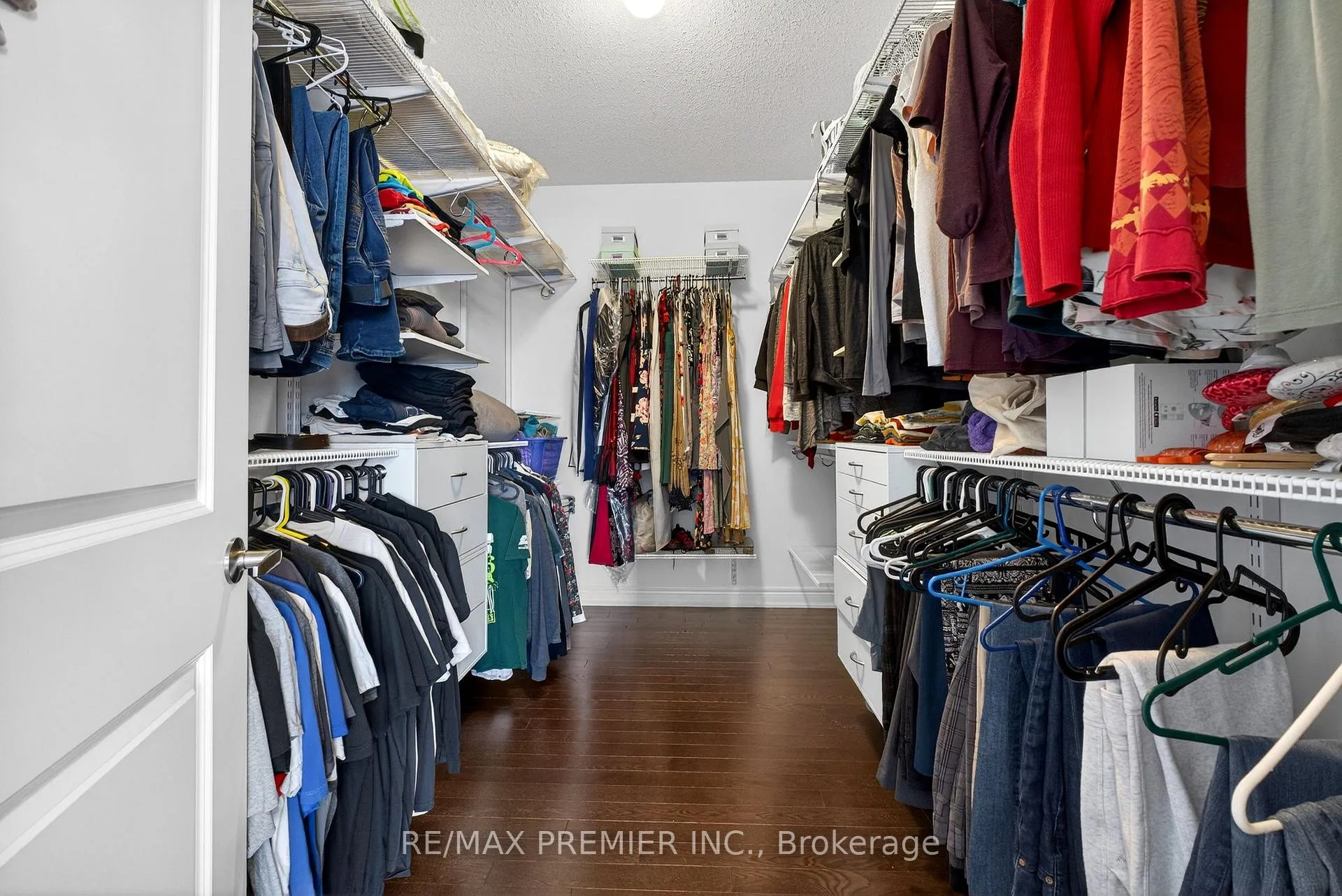 Photo 23 of 66 Red Tree Drive, Vaughan, Kleinburg — HOMEH