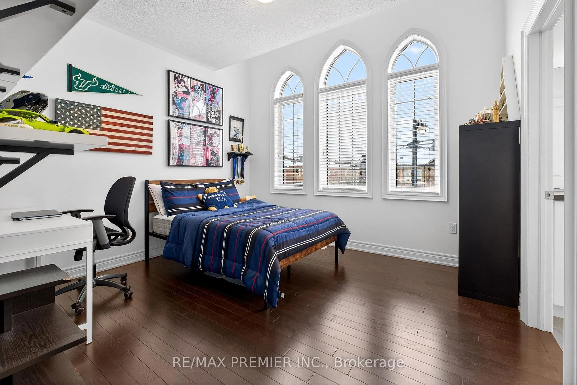 Photo 24 of 66 Red Tree Drive, Vaughan, Kleinburg — HOMEH