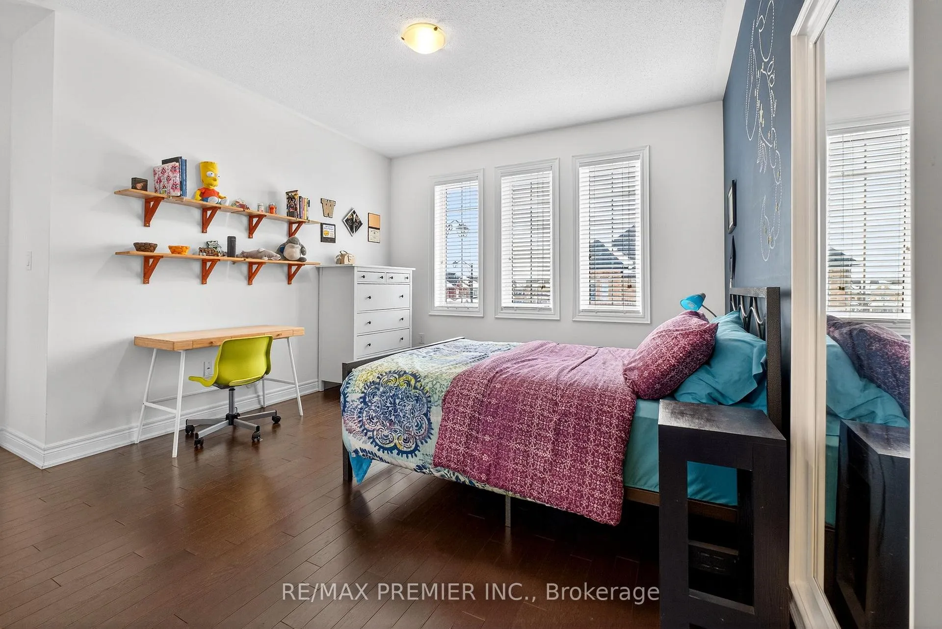 Photo 32 of 66 Red Tree Drive, Vaughan, Kleinburg — HOMEH