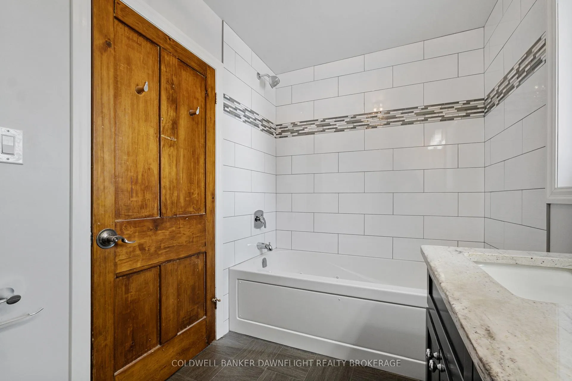Photo 17 of 70129 Evergreen Line, South Huron, Usborne — HOMEH