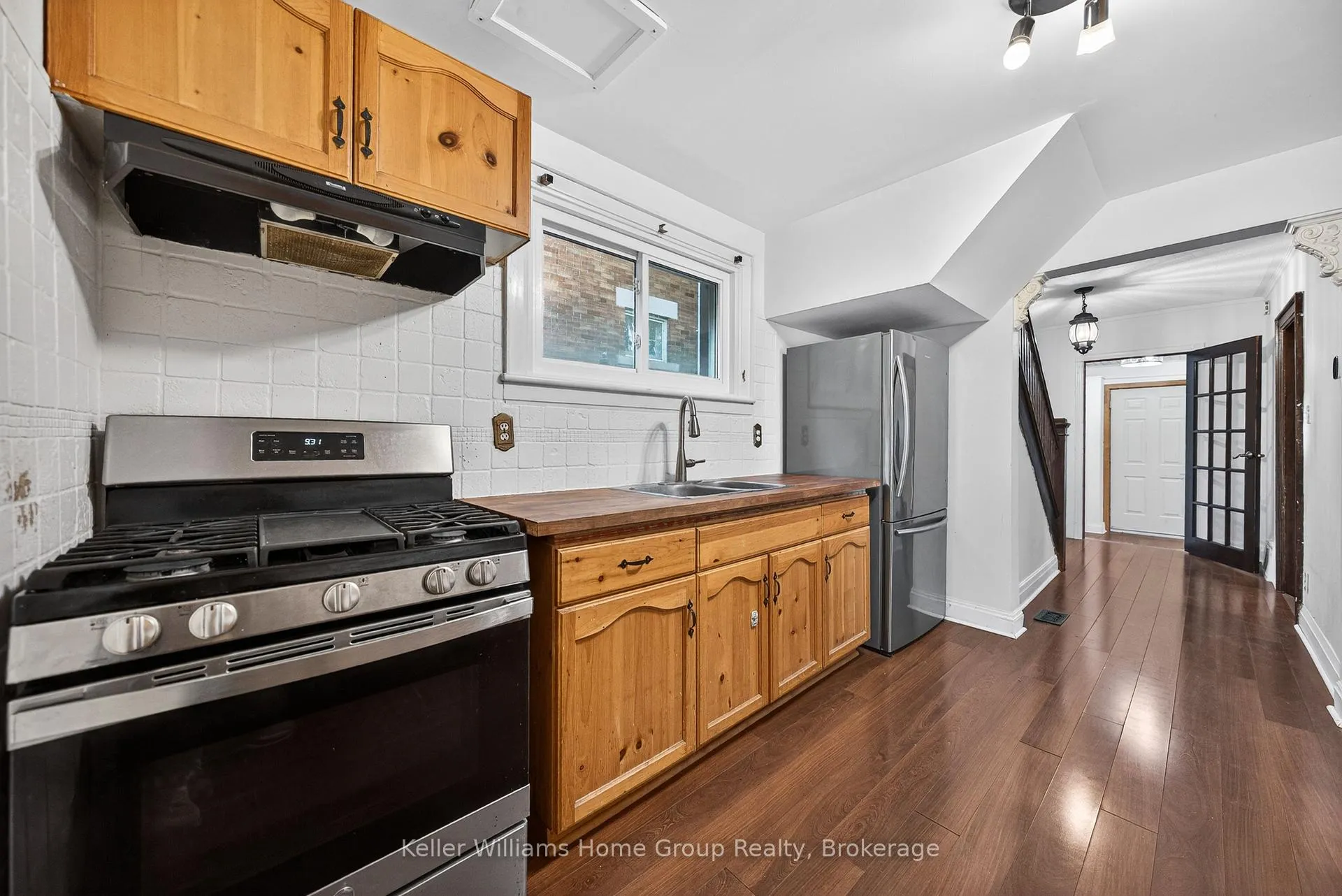 Photo 13 of 483 Woolwich Street, Guelph, Exhibition Park — HOMEH