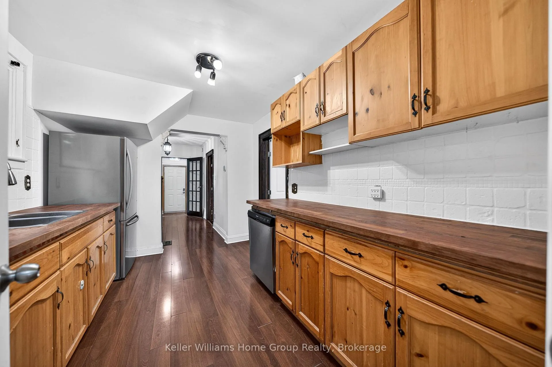 Photo 14 of 483 Woolwich Street, Guelph, Exhibition Park — HOMEH
