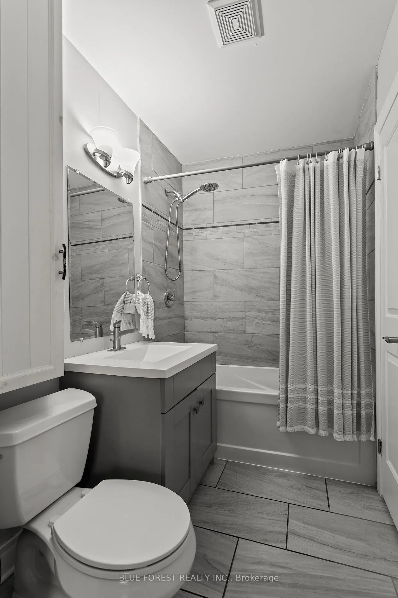 Photo 17 of 832 Queens Avenue, London, East G — HOMEH