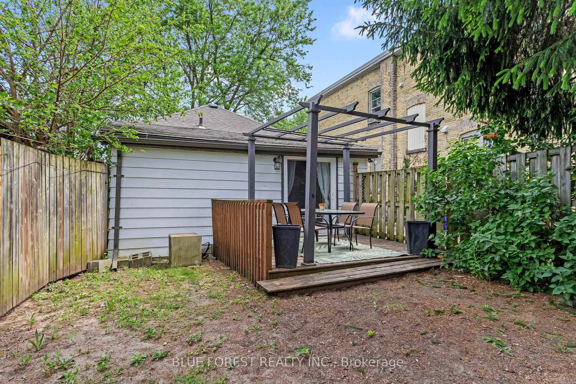 Photo 31 of 832 Queens Avenue, London, East G — HOMEH