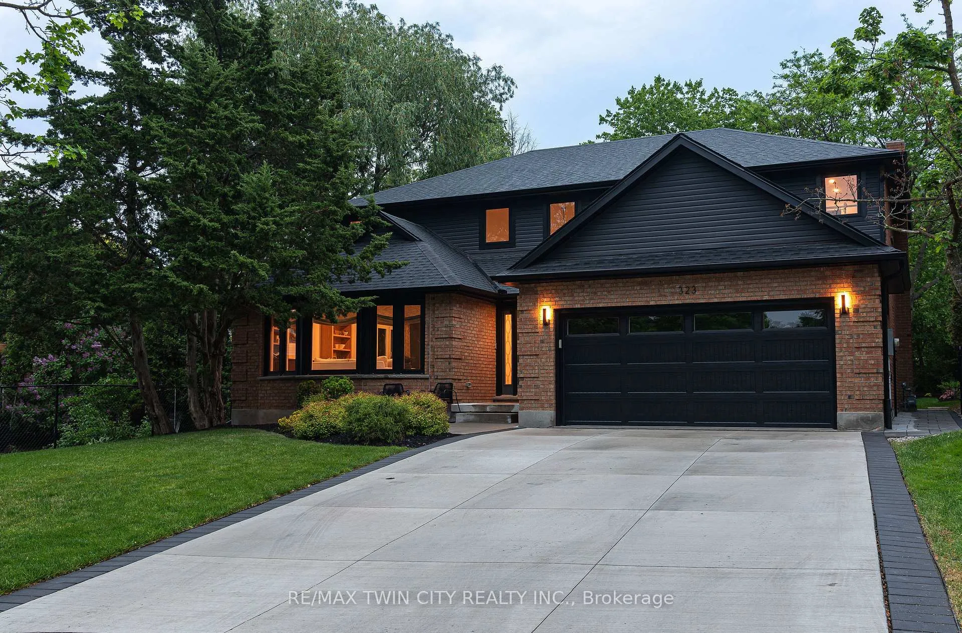 Photo 1 of 323 Calvington Place, Waterloo — HOMEH