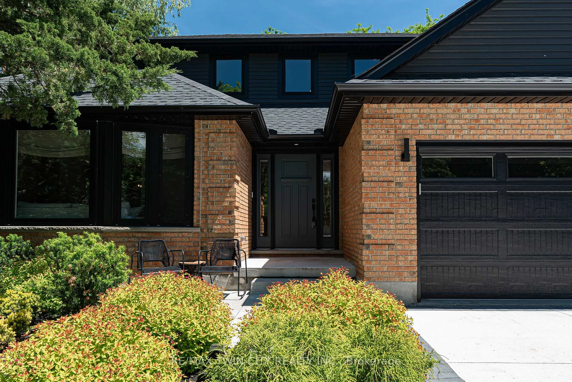 Photo 4 of 323 Calvington Place, Waterloo — HOMEH