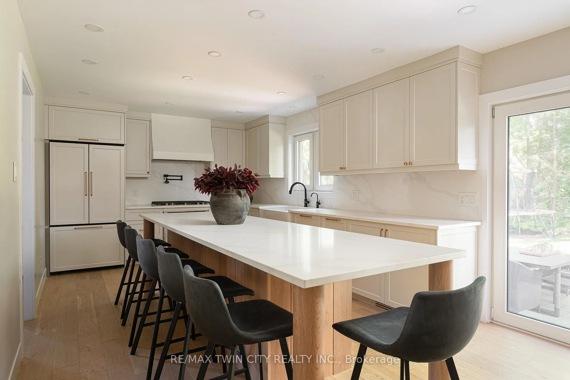Photo 9 of 323 Calvington Place, Waterloo — HOMEH