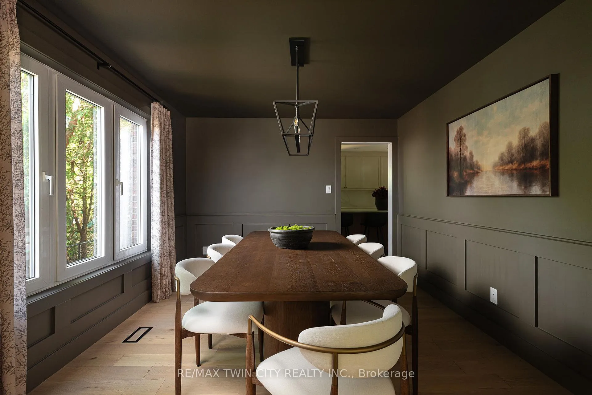 Photo 12 of 323 Calvington Place, Waterloo — HOMEH