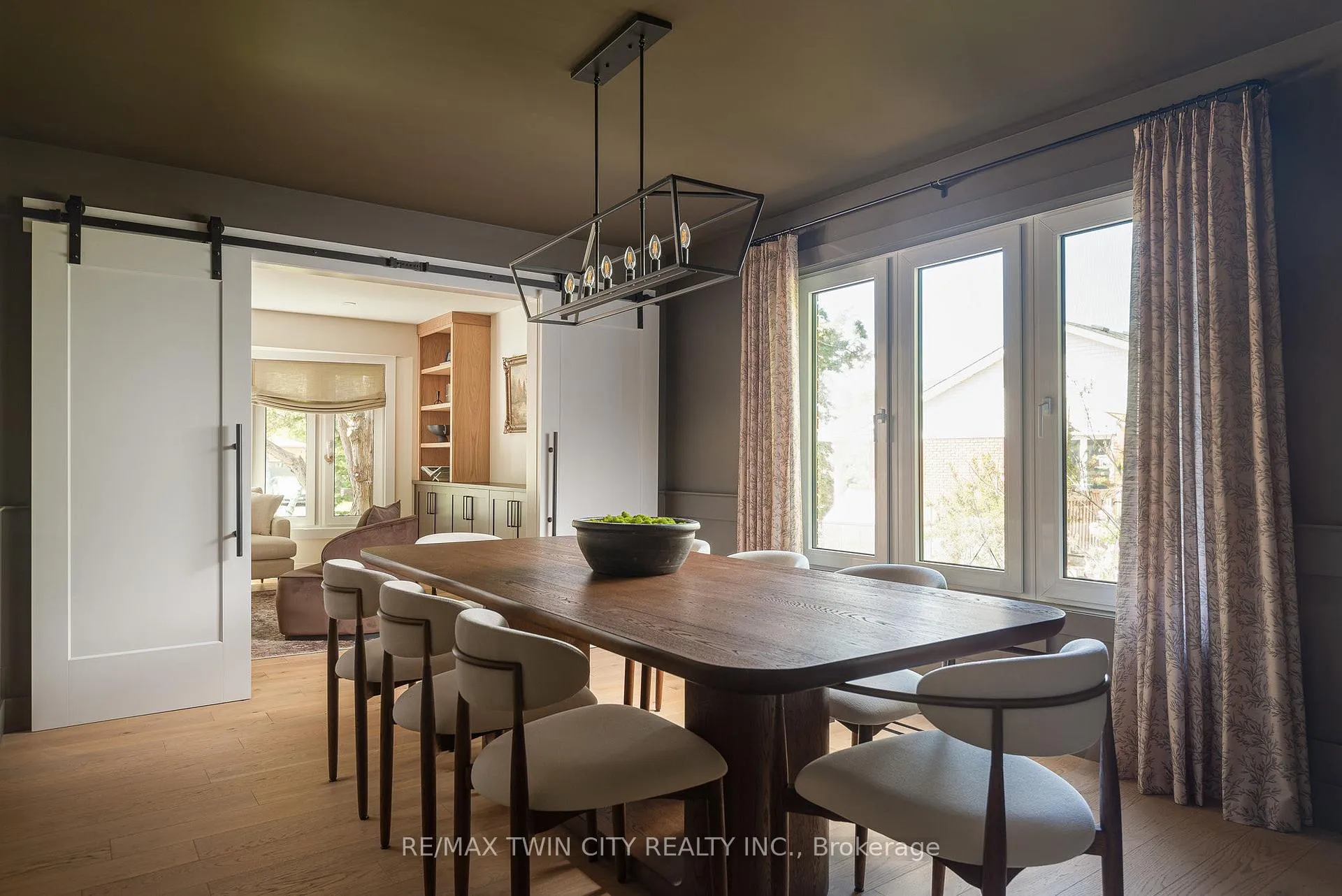 Photo 13 of 323 Calvington Place, Waterloo — HOMEH