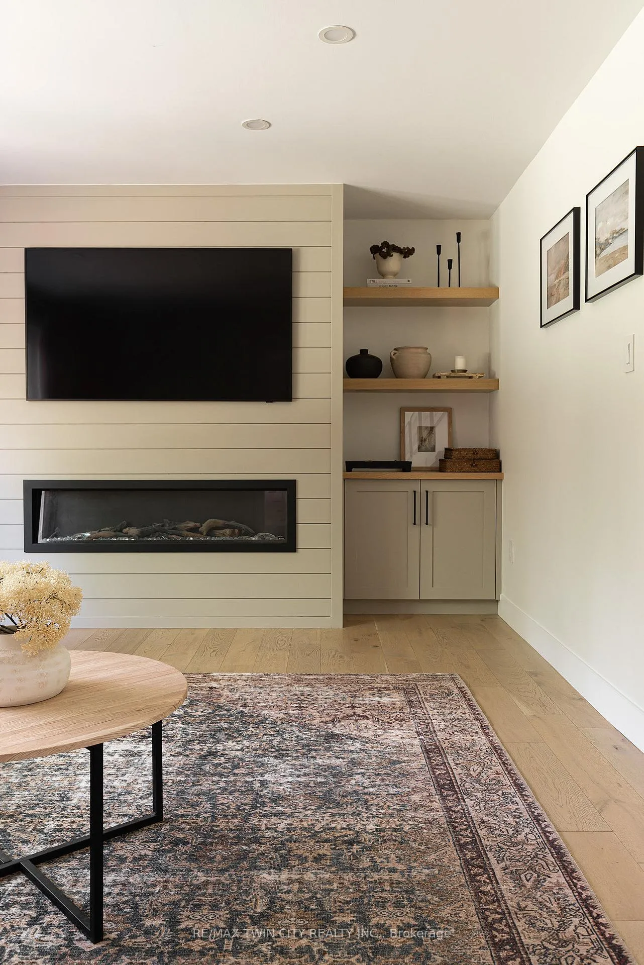 Photo 15 of 323 Calvington Place, Waterloo — HOMEH