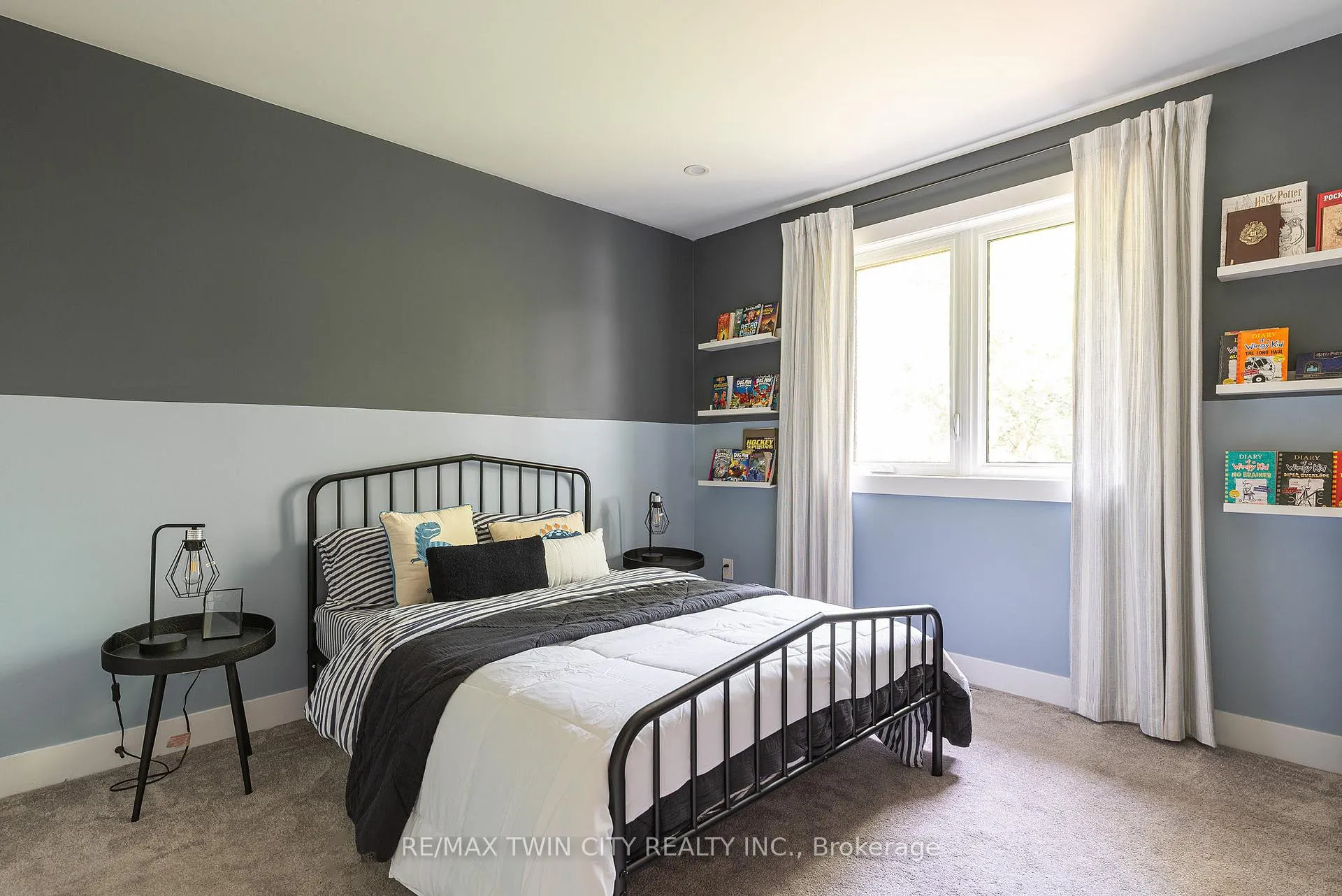 Photo 24 of 323 Calvington Place, Waterloo — HOMEH