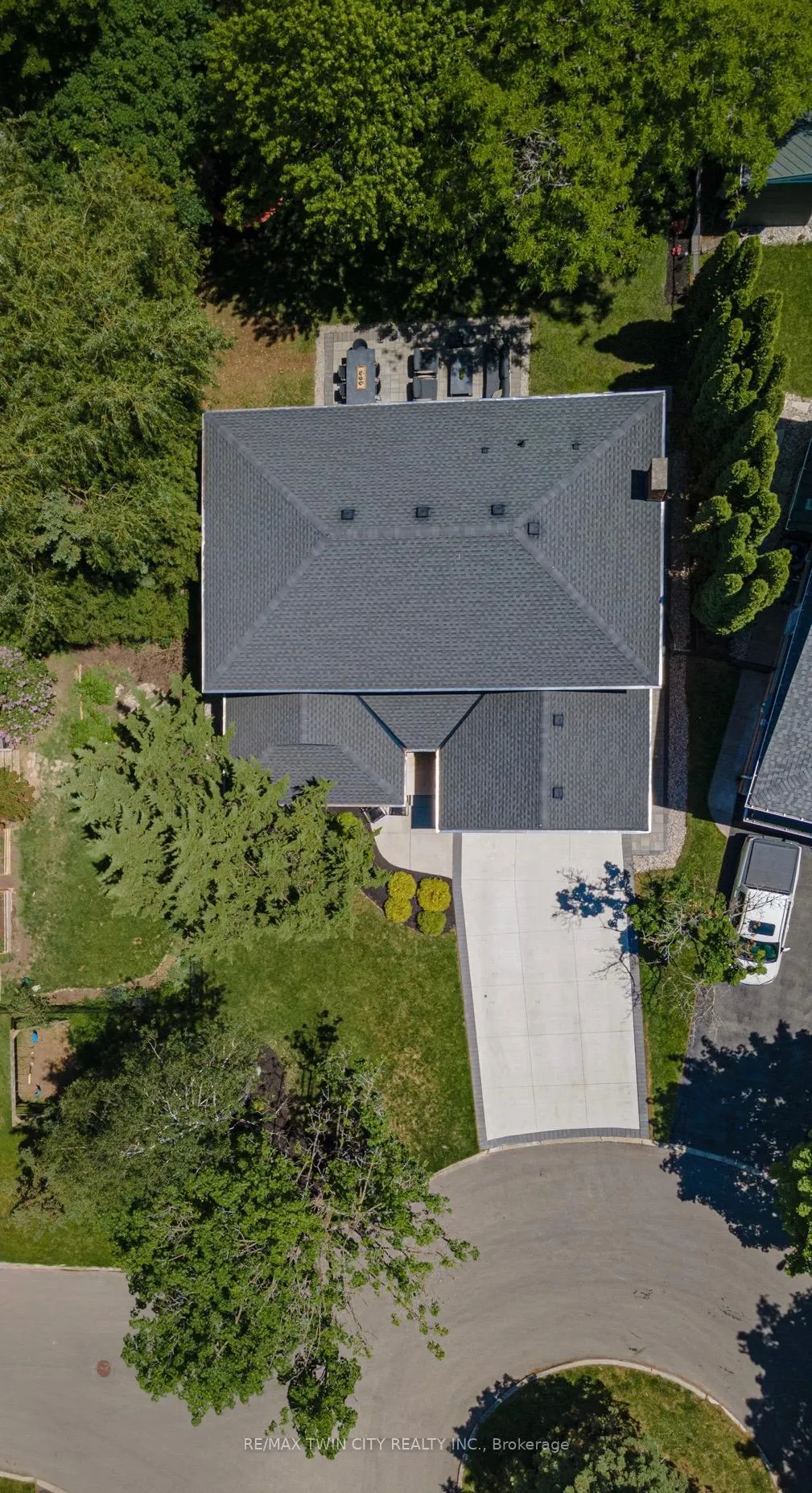 Photo 41 of 323 Calvington Place, Waterloo — HOMEH