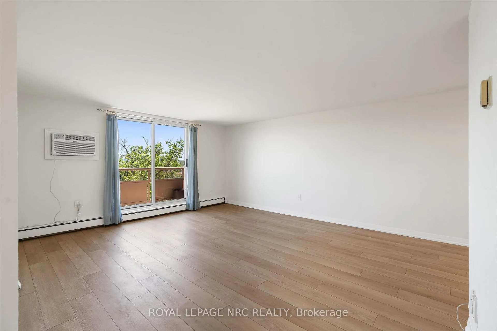 Photo 8 of Unit 501, 264 Grantham Avenue, St. Catharines, Carlton/Bunting — HOMEH