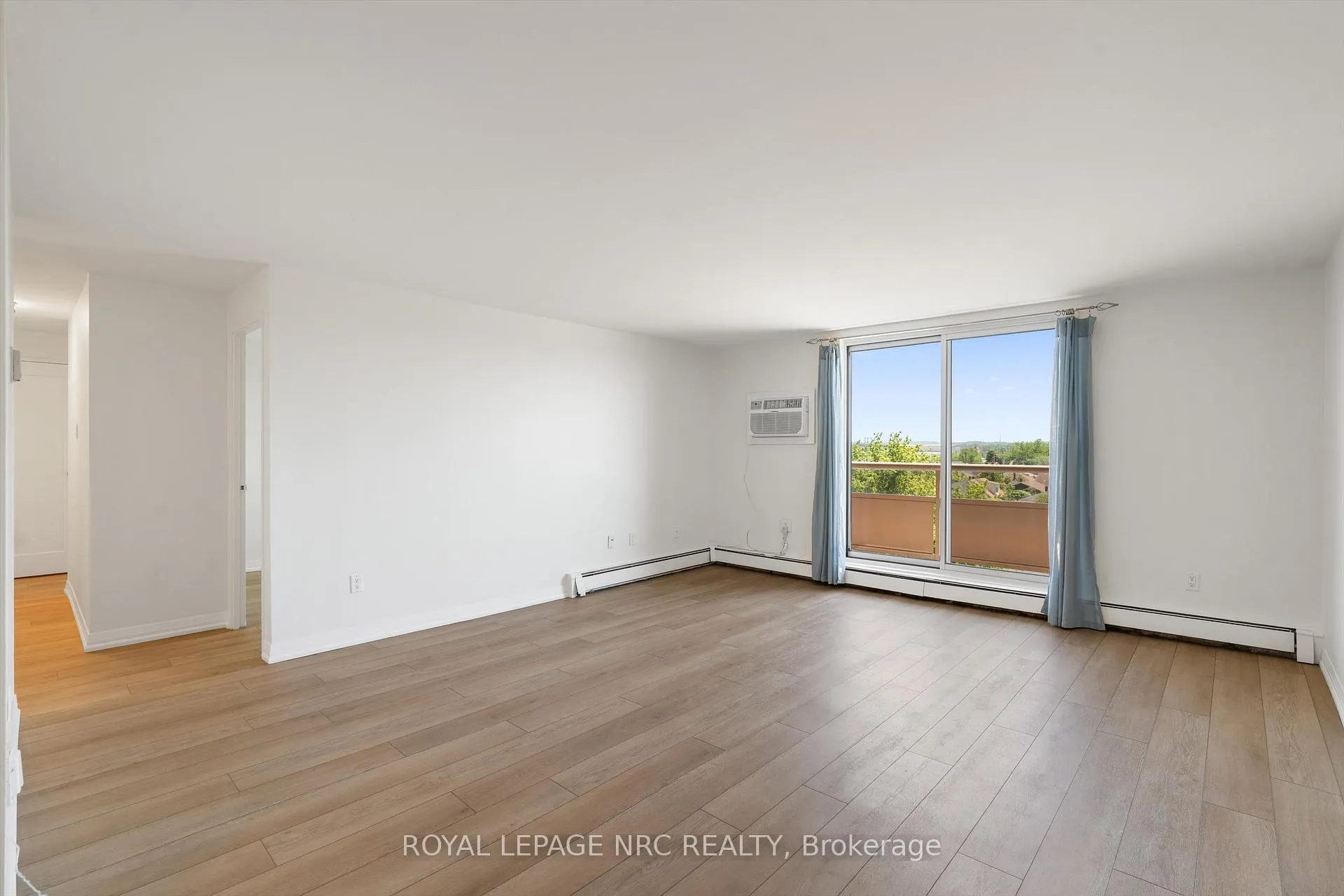 Photo 10 of Unit 501, 264 Grantham Avenue, St. Catharines, Carlton/Bunting — HOMEH
