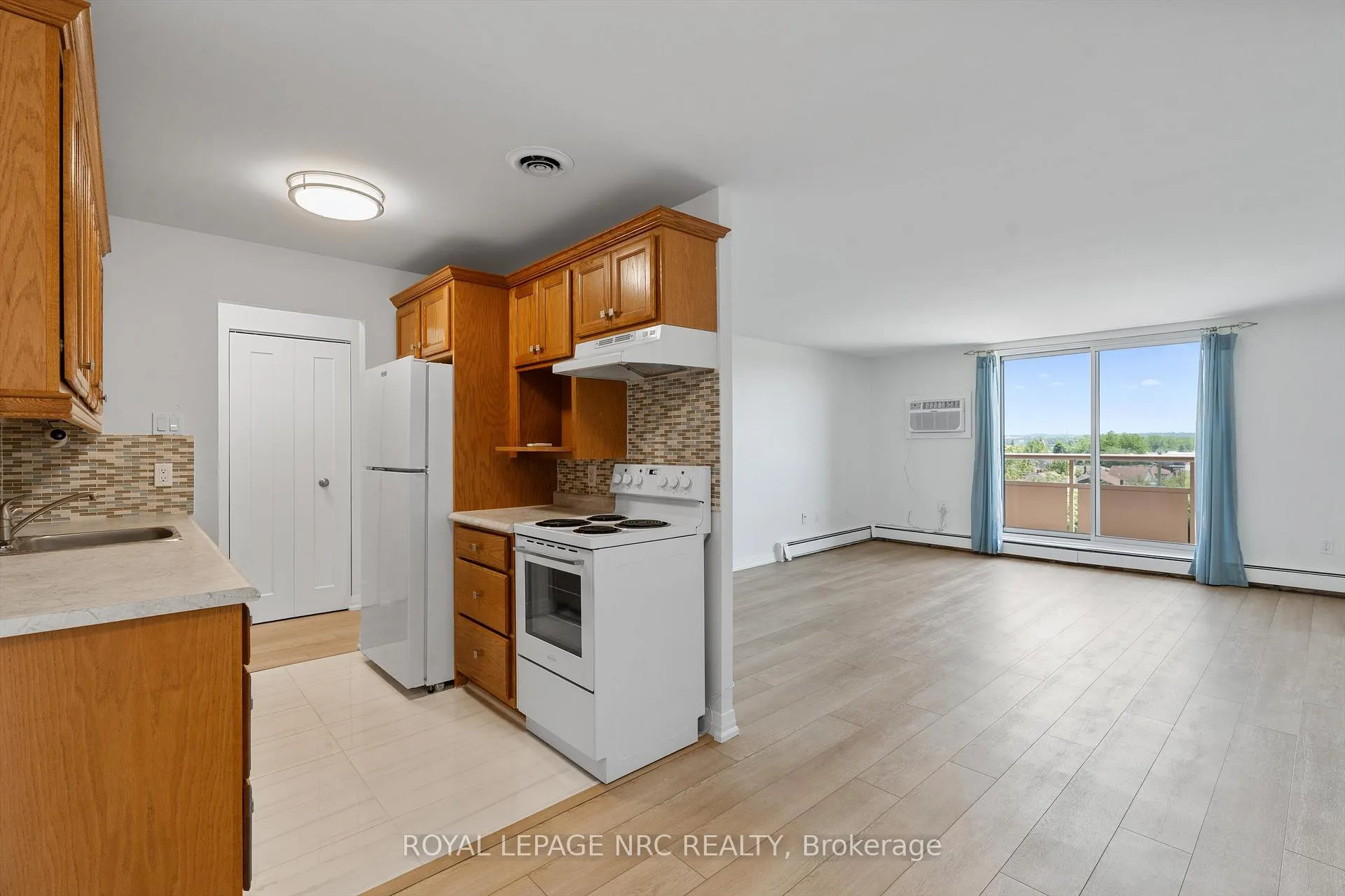 Photo 14 of Unit 501, 264 Grantham Avenue, St. Catharines, Carlton/Bunting — HOMEH