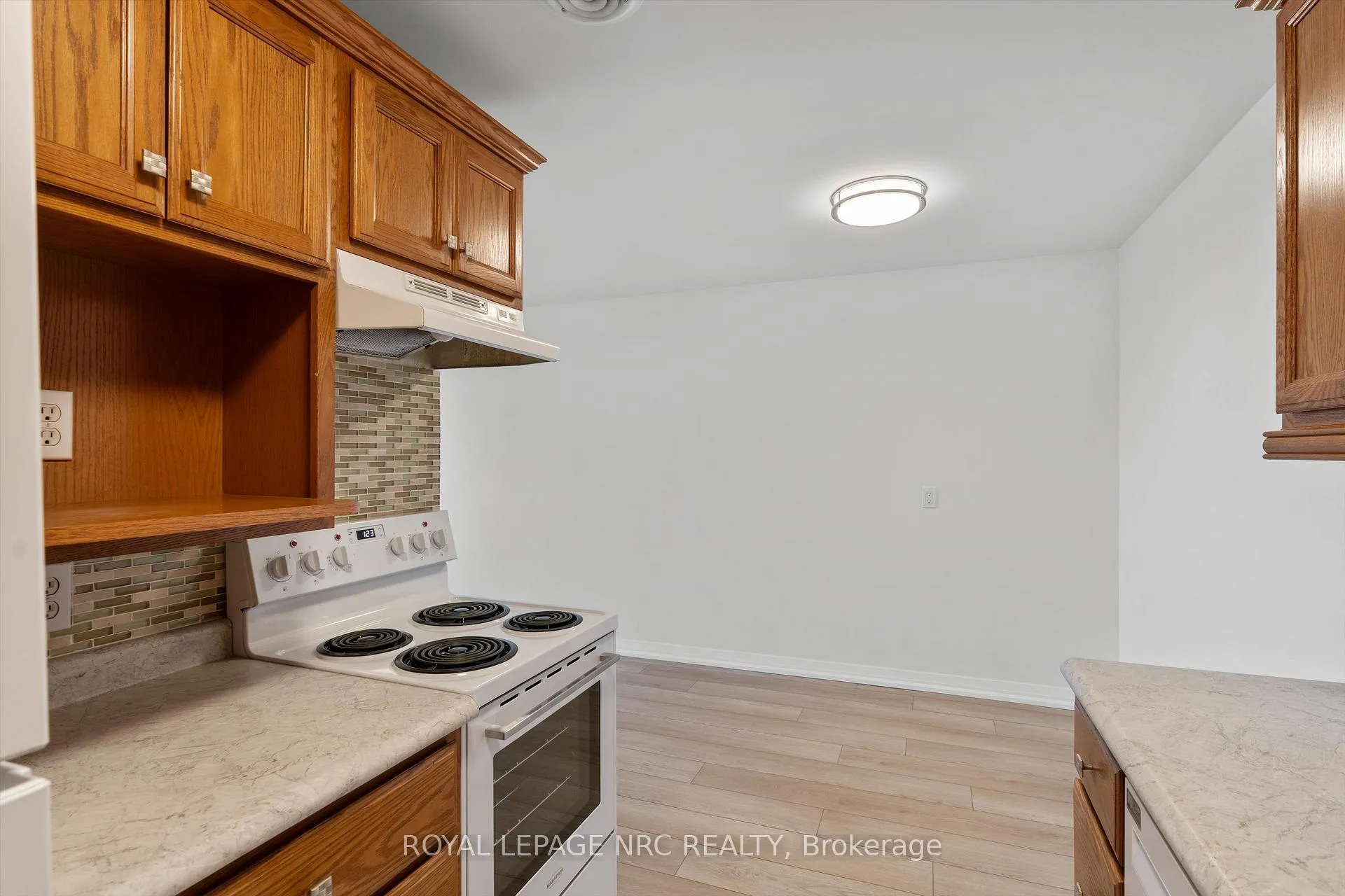 Photo 17 of Unit 501, 264 Grantham Avenue, St. Catharines, Carlton/Bunting — HOMEH