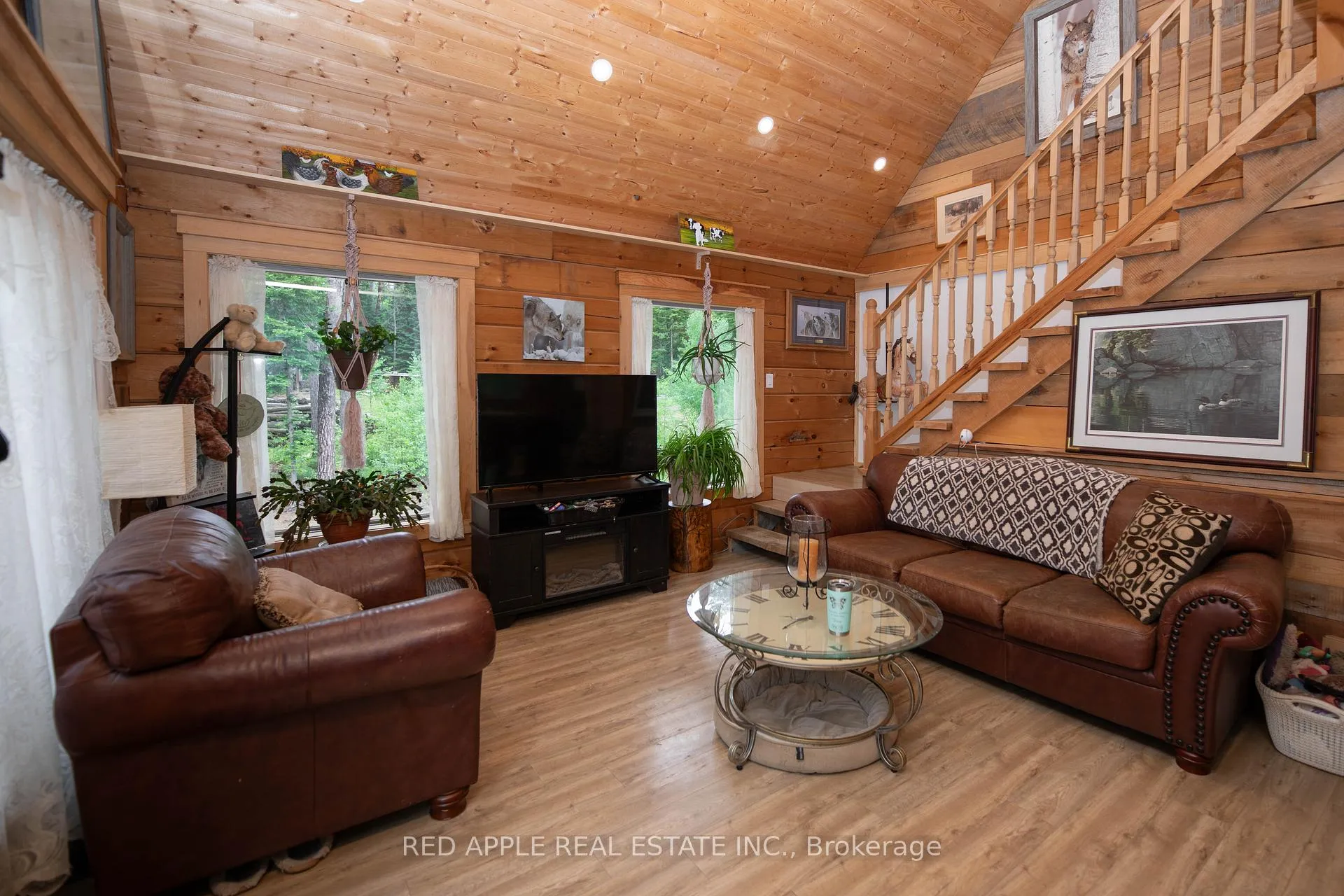 Photo 3 of 1392 Carroll Road, Dysart et al, Dudley — HOMEH
