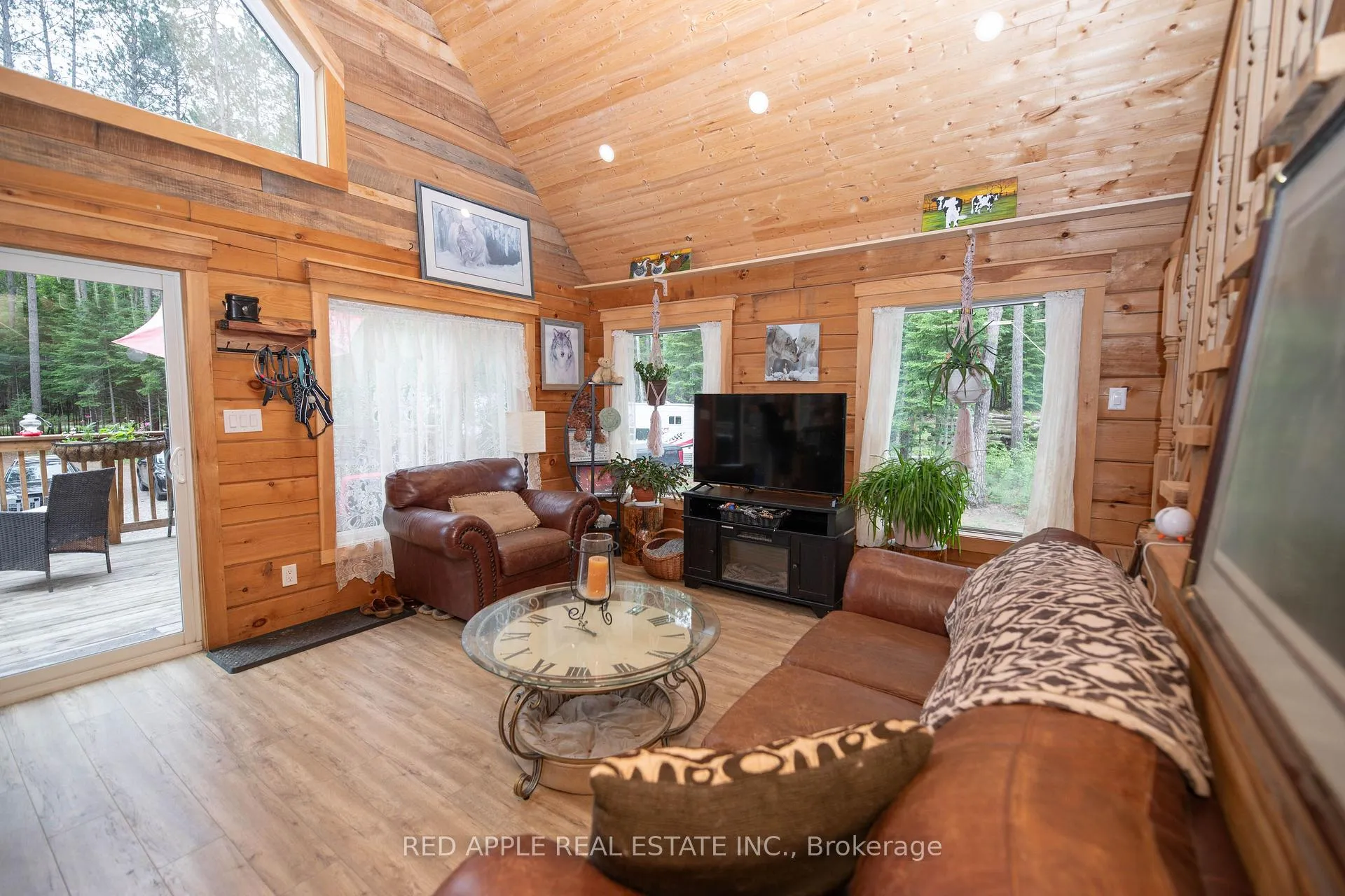 Photo 5 of 1392 Carroll Road, Dysart et al, Dudley — HOMEH