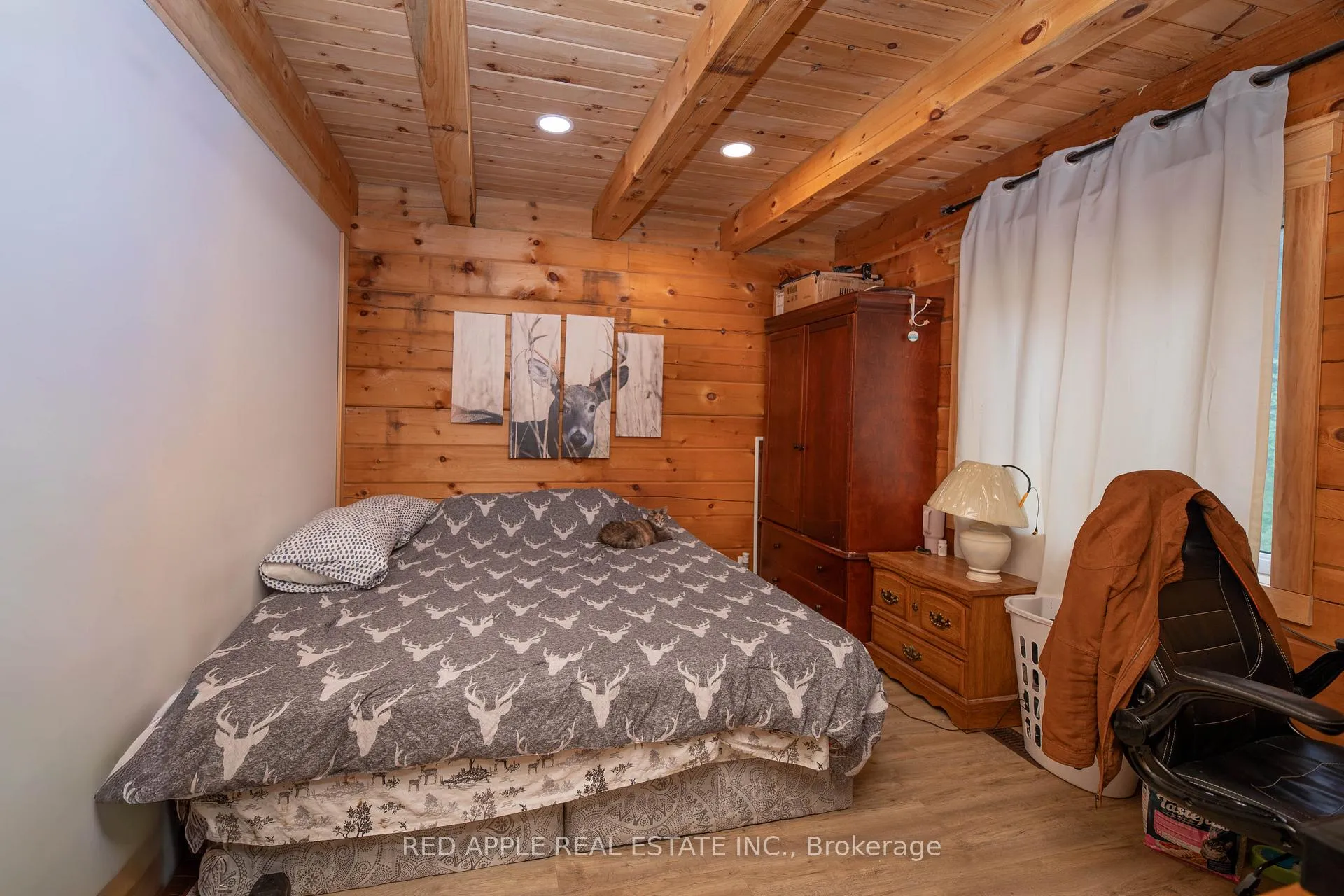 Photo 12 of 1392 Carroll Road, Dysart et al, Dudley — HOMEH
