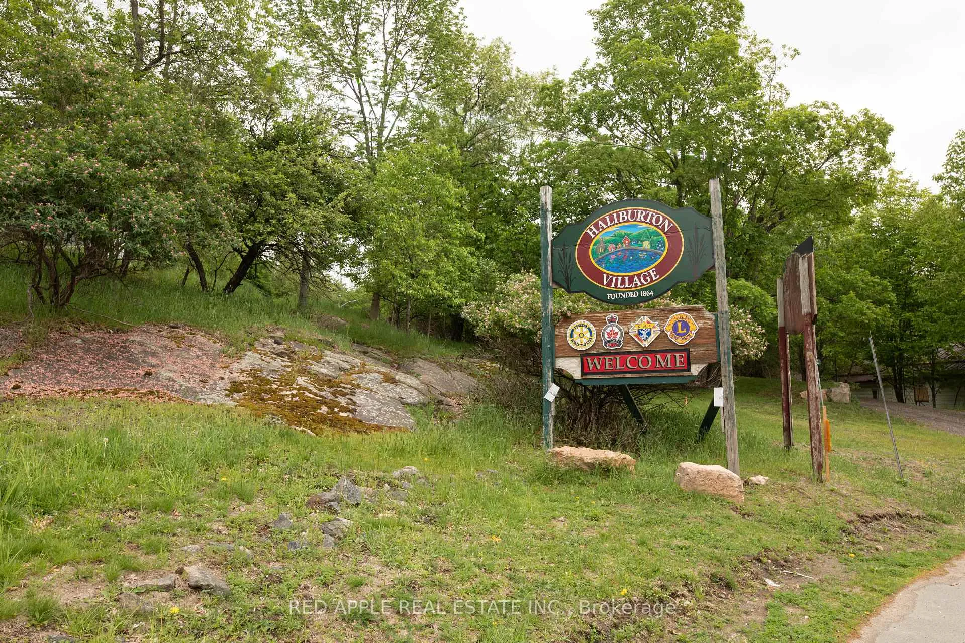 Photo 29 of 1392 Carroll Road, Dysart et al, Dudley — HOMEH