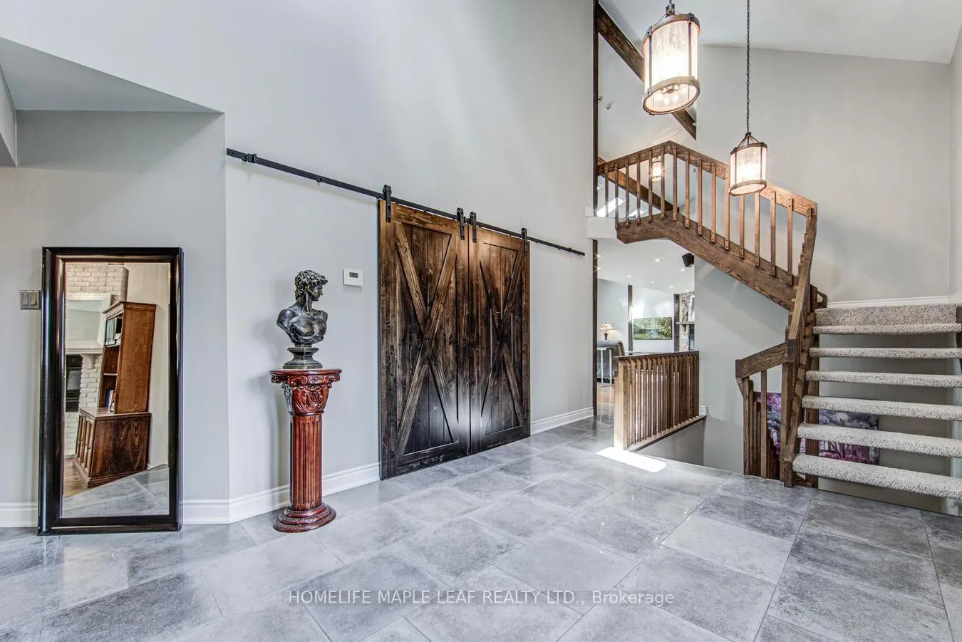 Photo 6 of 8 Coates Hill Court, Caledon, Palgrave — HOMEH