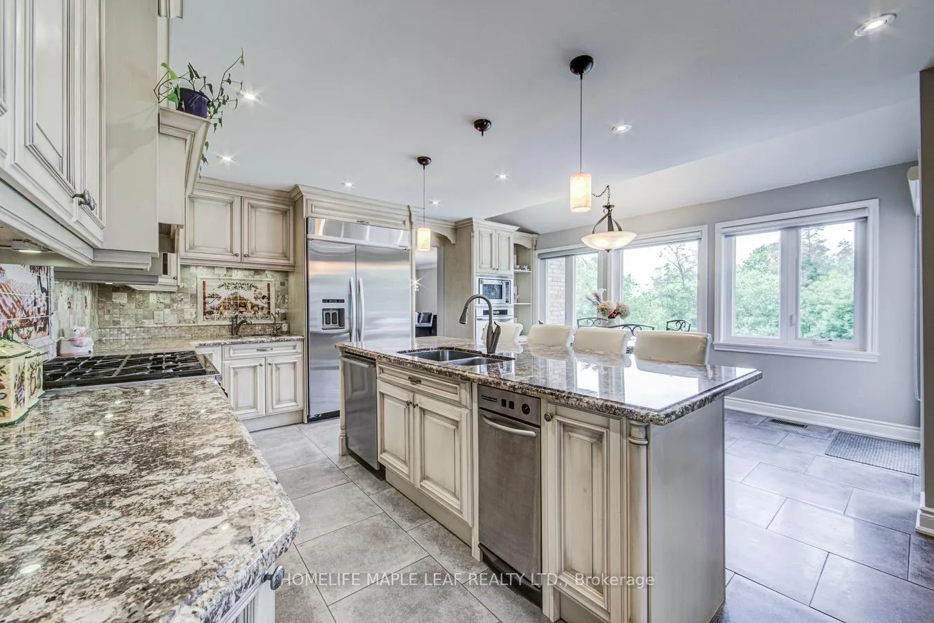 Photo 12 of 8 Coates Hill Court, Caledon, Palgrave — HOMEH