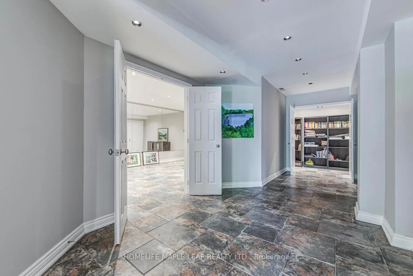 Photo 39 of 8 Coates Hill Court, Caledon, Palgrave — HOMEH