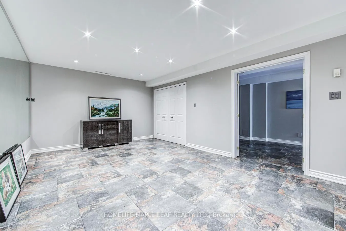 Photo 40 of 8 Coates Hill Court, Caledon, Palgrave — HOMEH