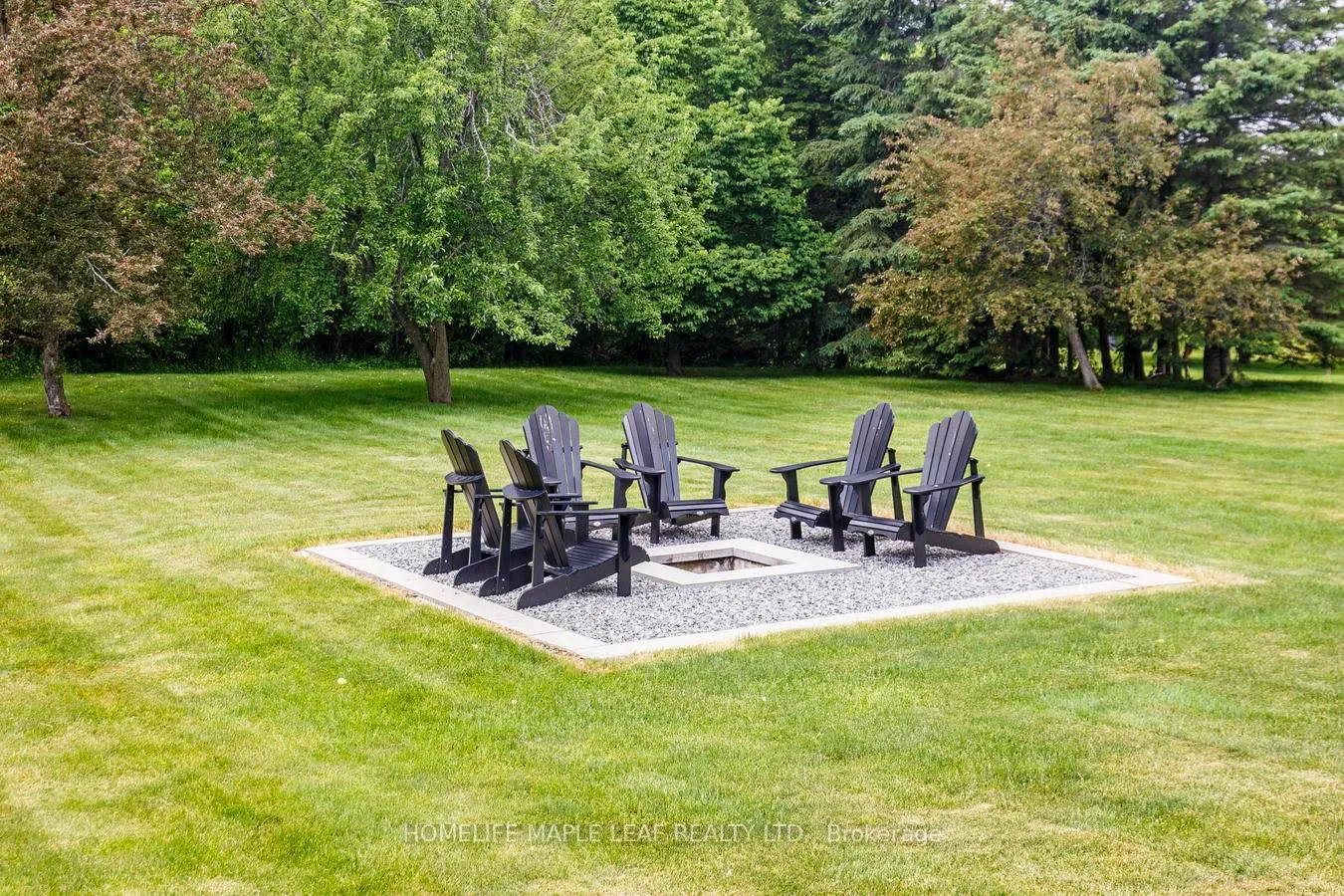 Photo 47 of 8 Coates Hill Court, Caledon, Palgrave — HOMEH