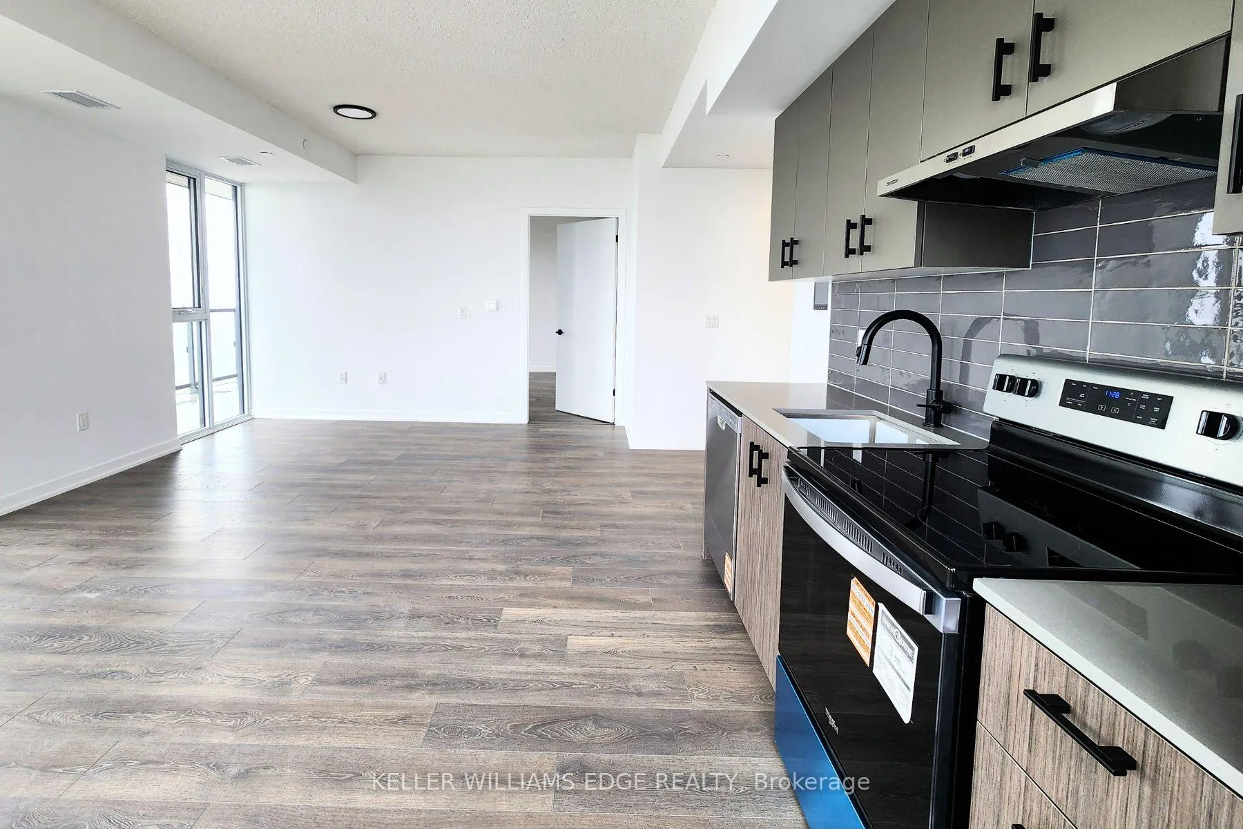 Photo 25 of Unit C1407, 4878 Powers Common, Burlington, Appleby — HOMEH
