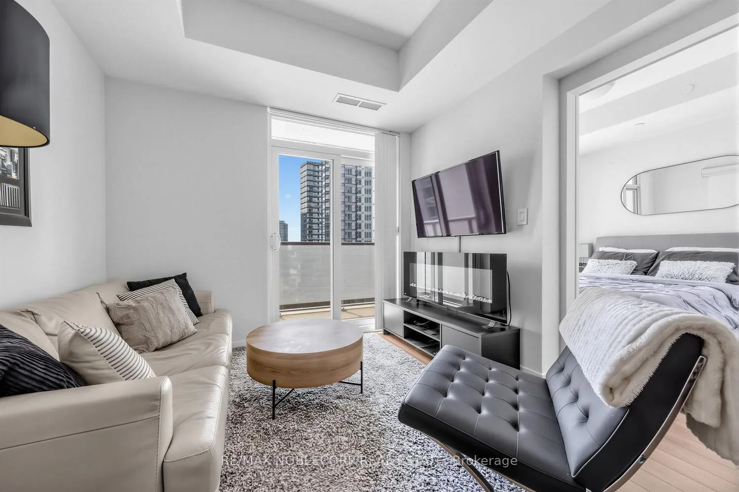 Photo 11 of Unit 1705, 30 Ordnance Street, Toronto, Niagara — HOMEH
