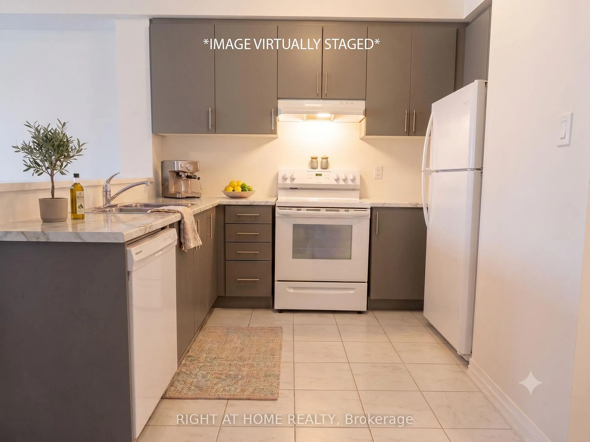 Photo 6 of 37 Bedford Estates Crescent, Barrie, Bayshore — HOMEH