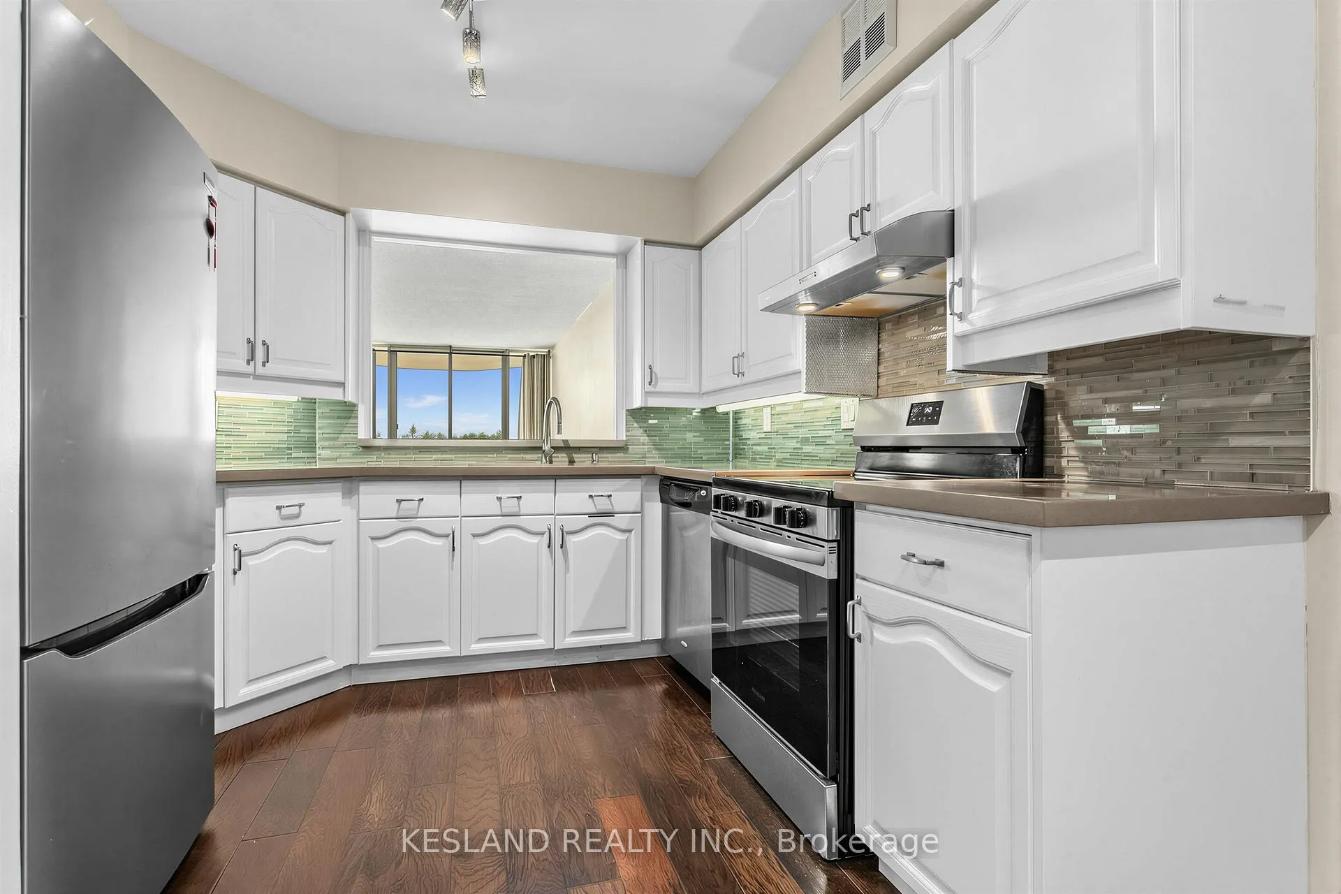 Photo 10 of Unit 1022, 25 Austin Drive, Markham, Markville — HOMEH