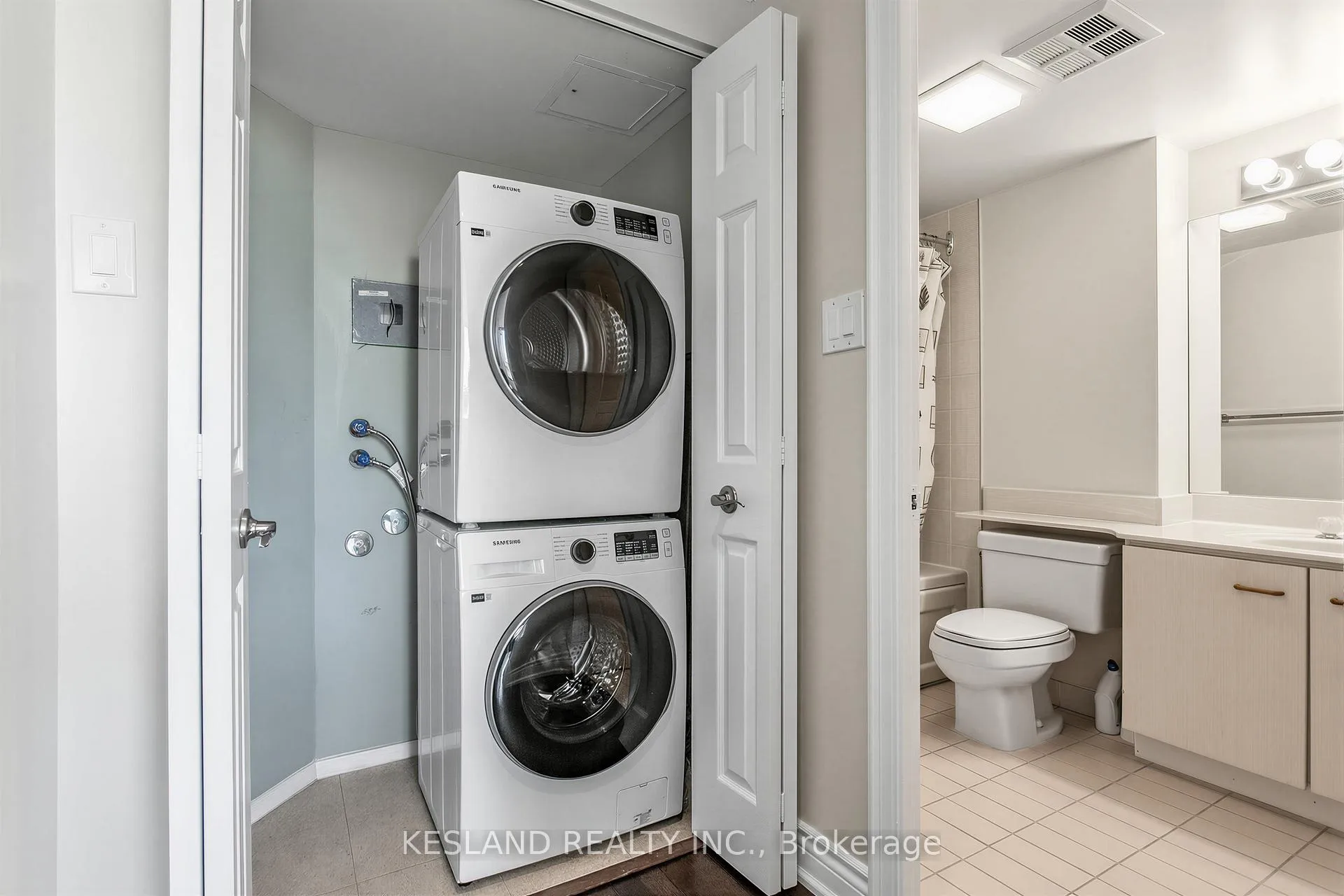 Photo 14 of Unit 1022, 25 Austin Drive, Markham, Markville — HOMEH