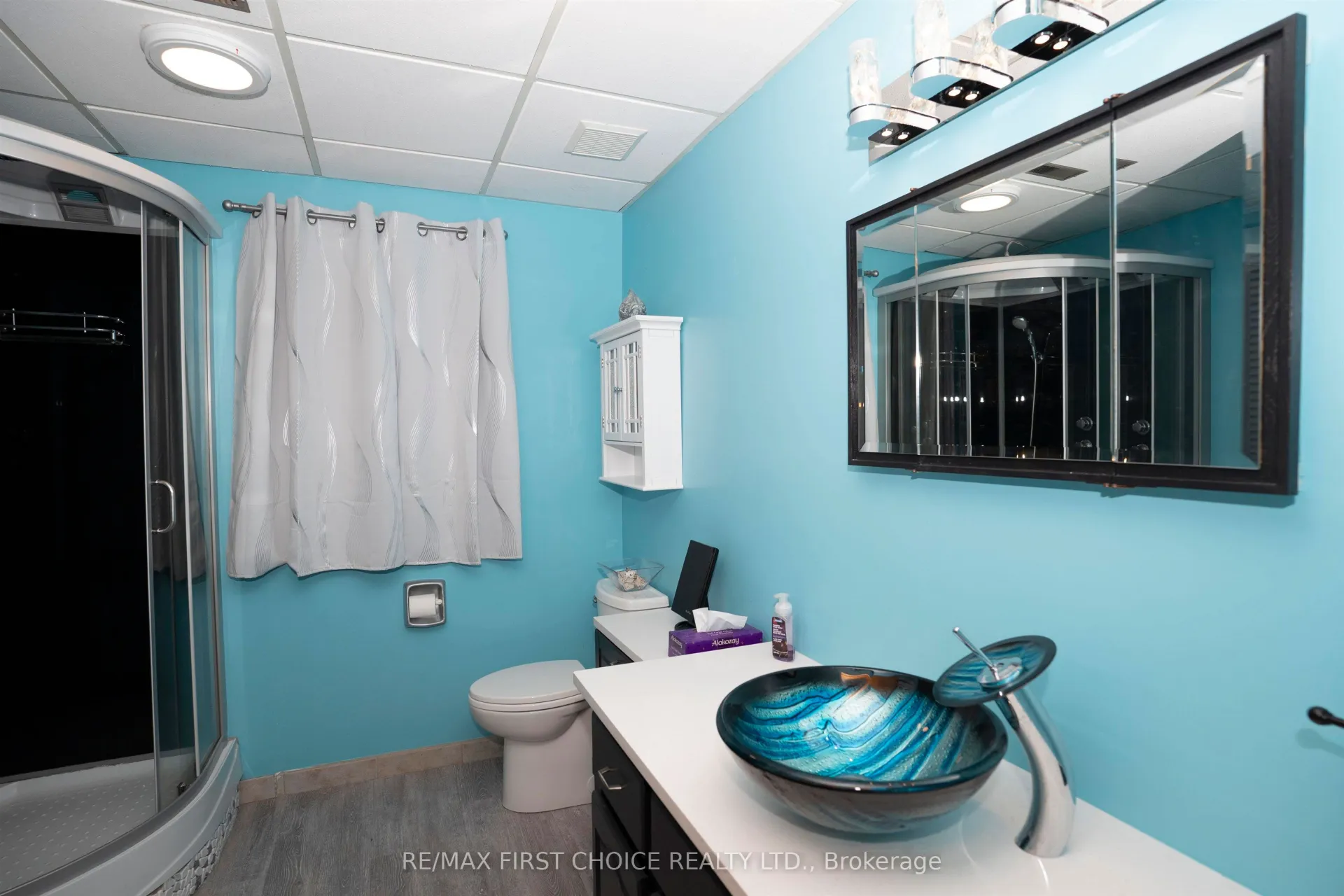 Photo 32 of 3306 Fairview Avenue, Thunder Bay, Rosslyn Road — HOMEH