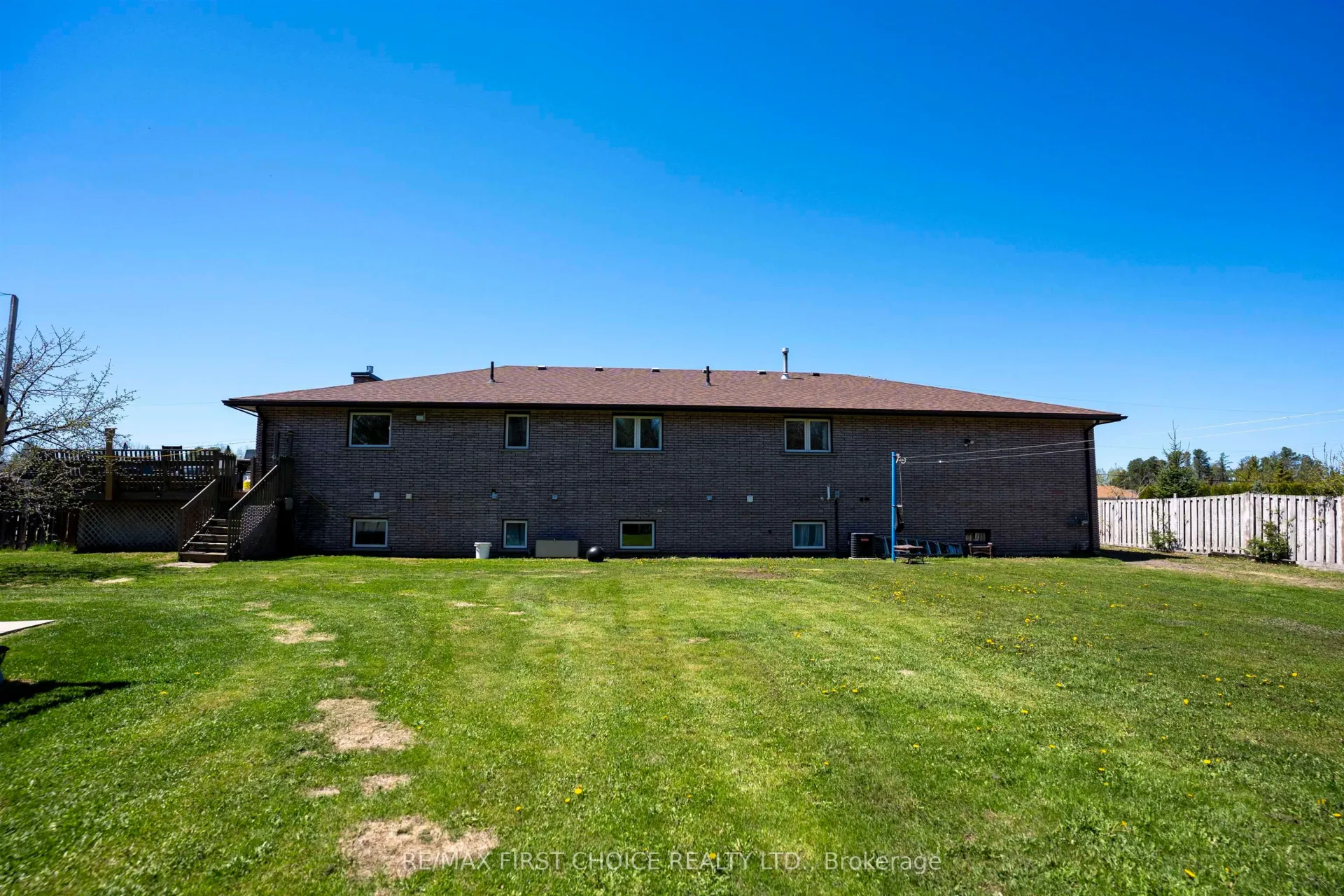 Photo 36 of 3306 Fairview Avenue, Thunder Bay, Rosslyn Road — HOMEH