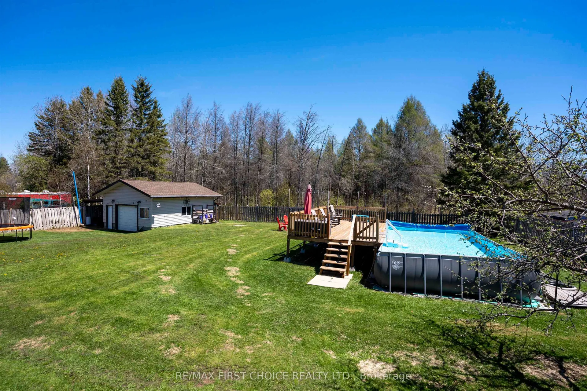 Photo 42 of 3306 Fairview Avenue, Thunder Bay, Rosslyn Road — HOMEH