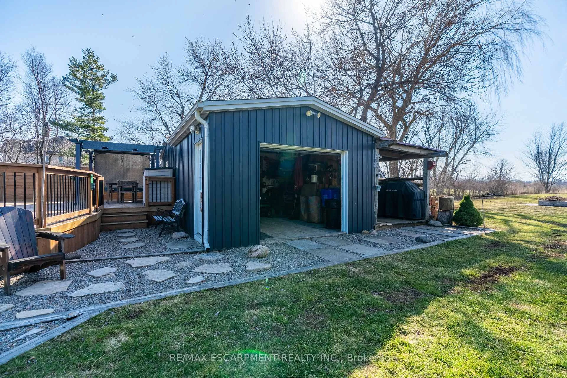 Photo 33 of 53 Third Road E, Hamilton, Rural Stoney Creek — HOMEH