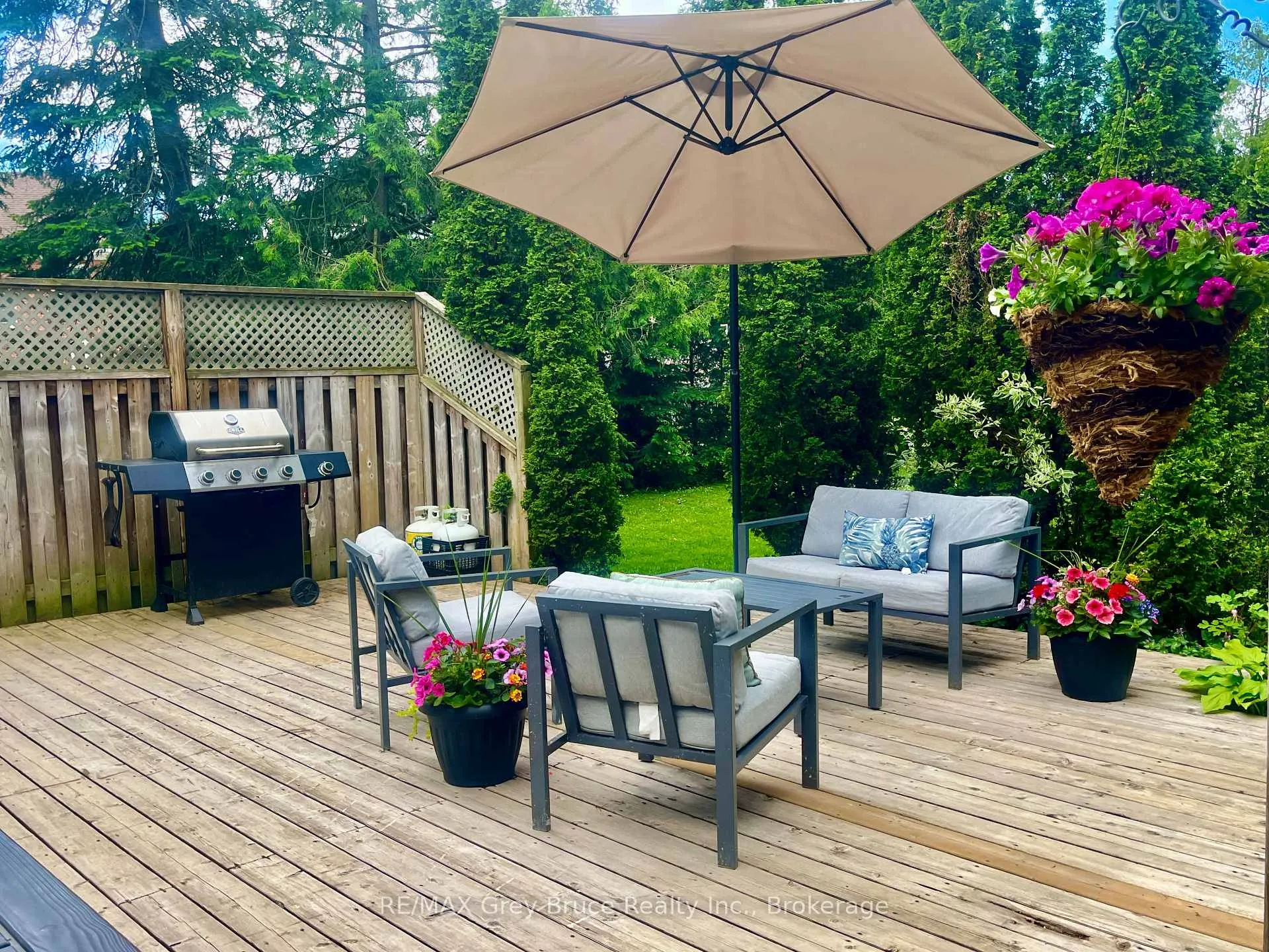 Photo 7 of 212 Yonge Street S, Arran-Elderslie — HOMEH