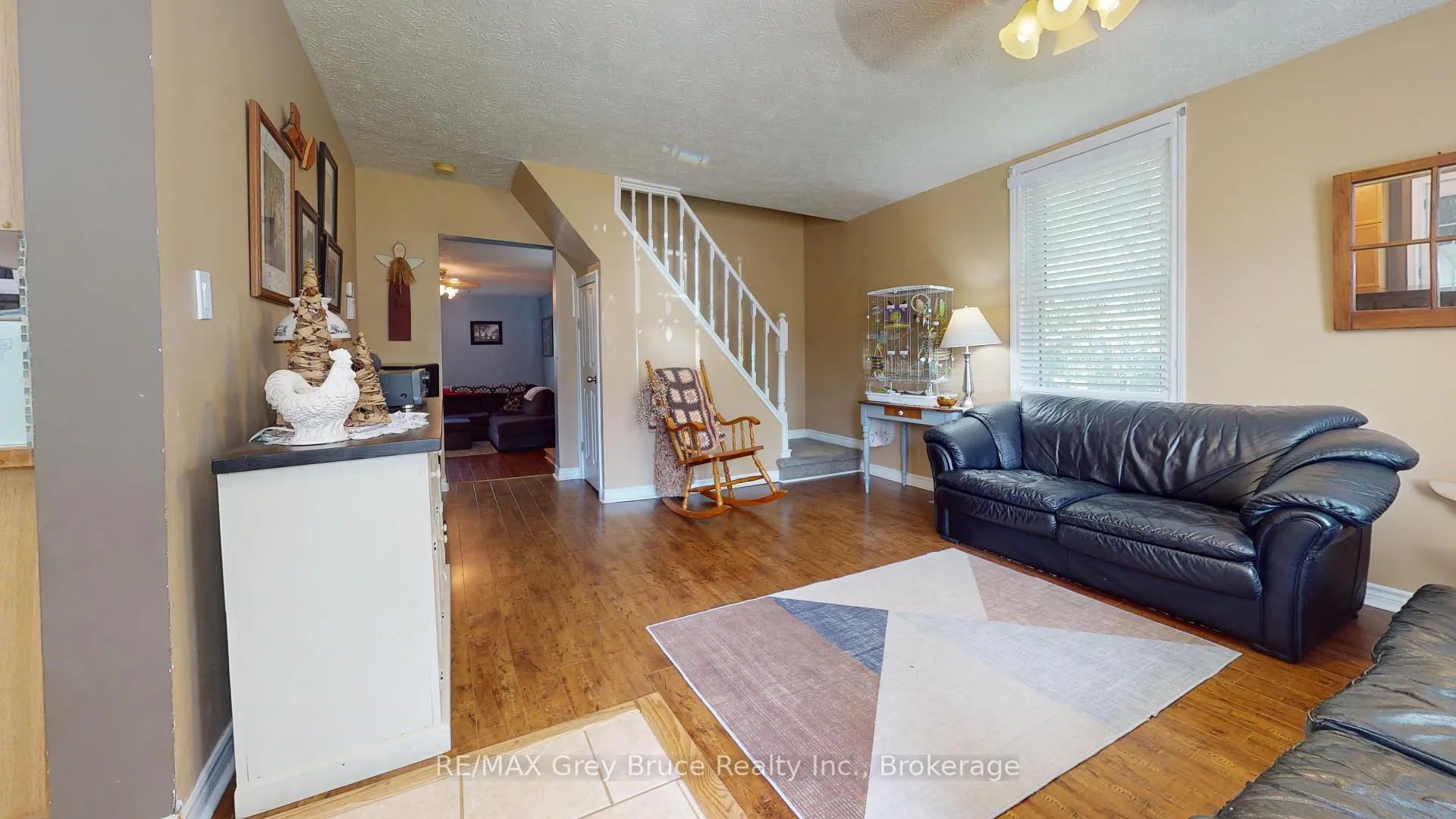 Photo 13 of 212 Yonge Street S, Arran-Elderslie — HOMEH