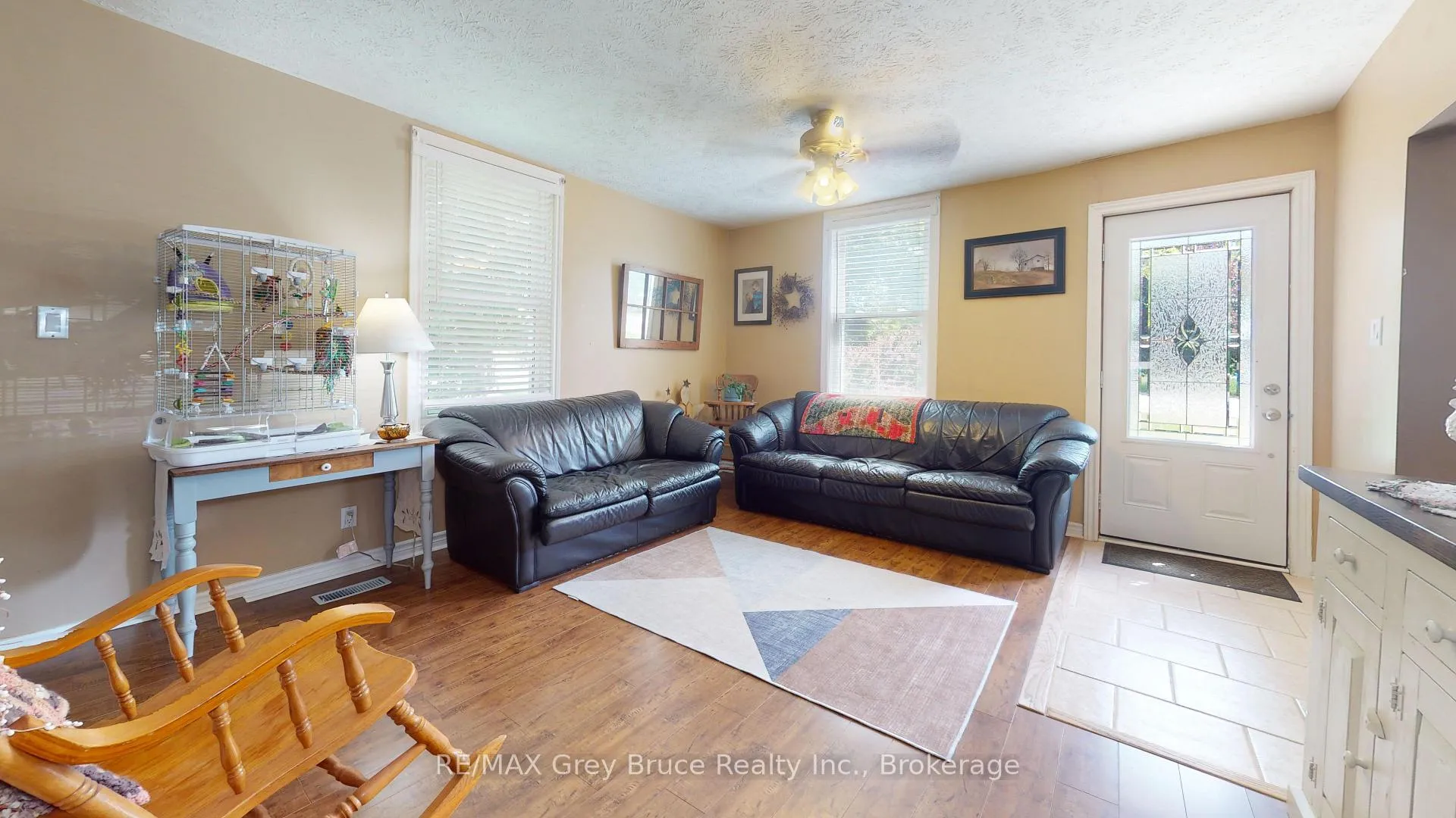 Photo 14 of 212 Yonge Street S, Arran-Elderslie — HOMEH