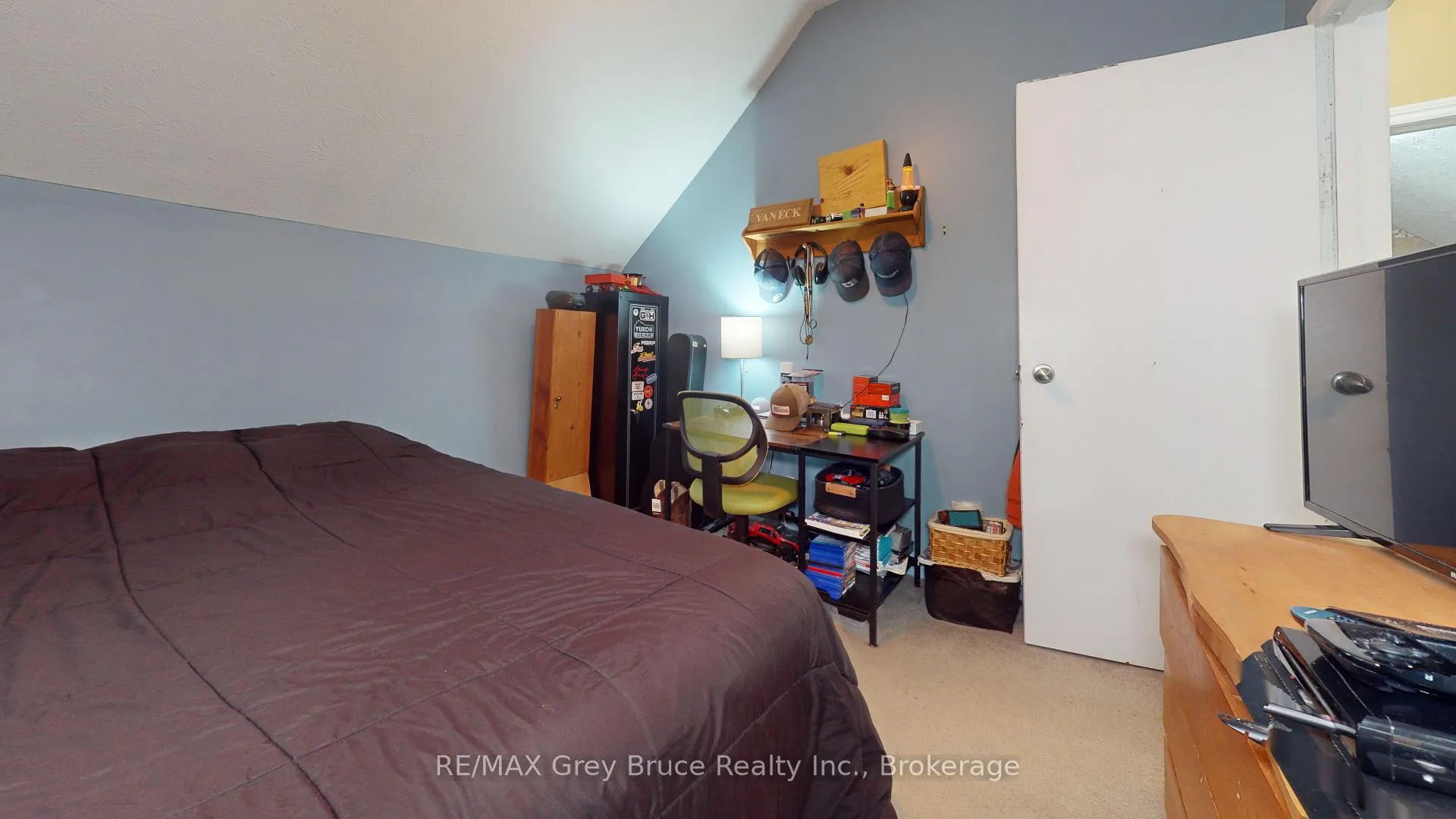 Photo 24 of 212 Yonge Street S, Arran-Elderslie — HOMEH