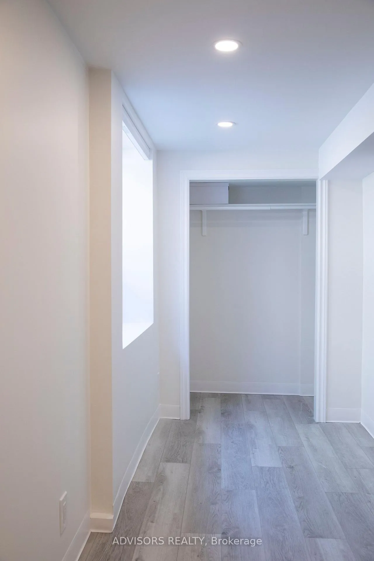 Photo 10 of Unit 2, 310 West 2nd Street, Hamilton, Bonnington — HOMEH