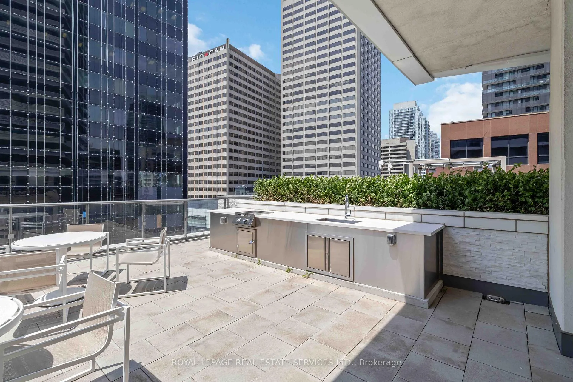 Photo 22 of Unit 2607, 2221 Yonge Street, Toronto, Mount Pleasant West — HOMEH