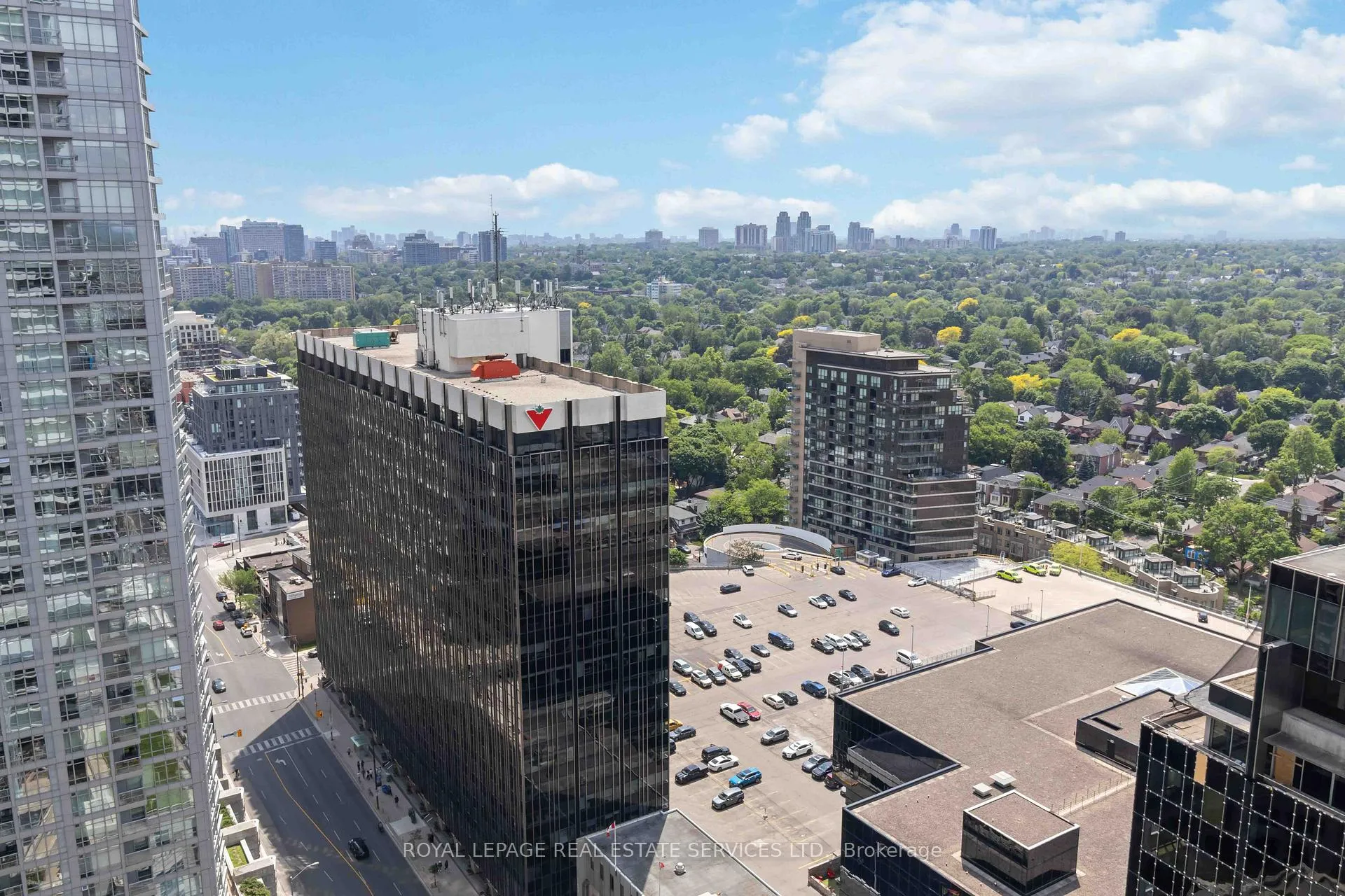 Photo 31 of Unit 2607, 2221 Yonge Street, Toronto, Mount Pleasant West — HOMEH