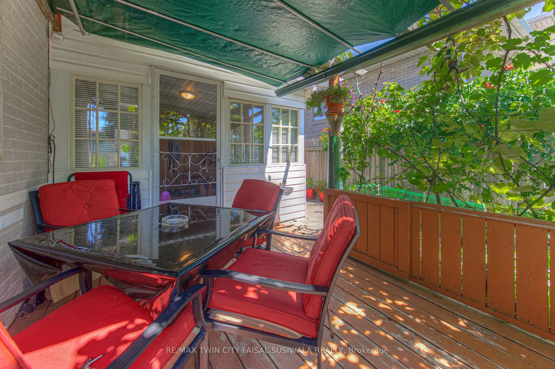 Photo 8 of 1227 Valentine Drive, Cambridge, Lang's Farm — HOMEH